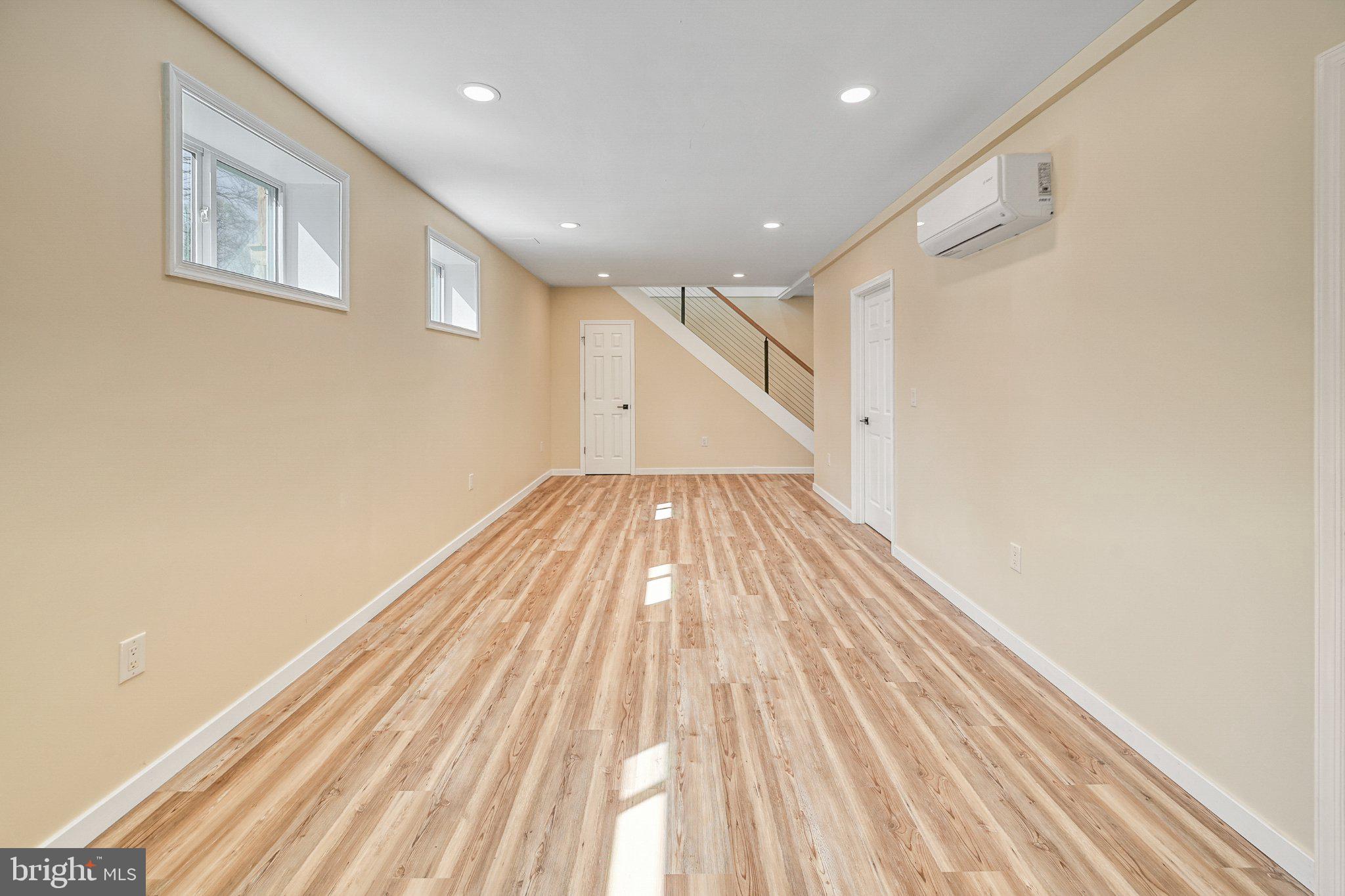 BLUE RIDGE SHORES - Residential