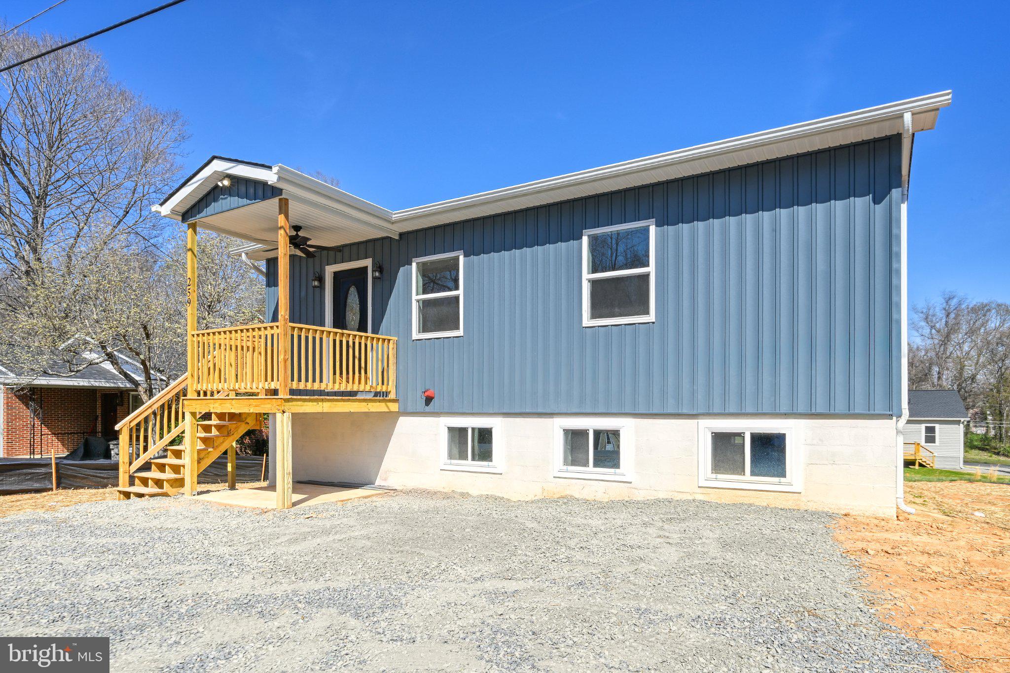 BLUE RIDGE SHORES - Residential