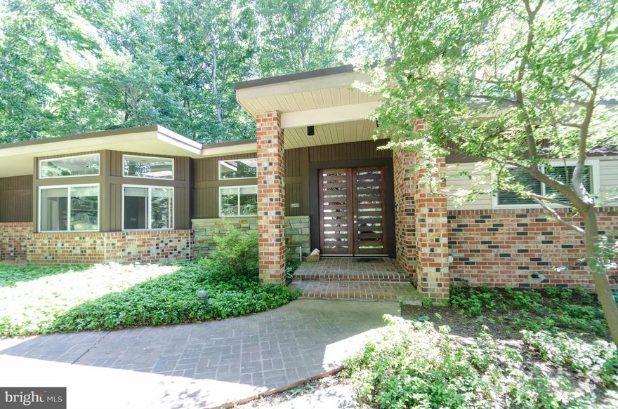 Welcome home to this impressively chic, sleek, open & airy Stevenson rancher boasting a fabulously Euro-designed eat-in Kitchen and Master Bath & more! Fantastic open concept Living, Dining, Den and Kitchen spaces. A Lower Lvl offering expansive Rec Rm w/ fp and 4th BR + Full Bath. Take in the babbling brook & tree canopy shade on the spacious deck! A true oasis with convenience to everything!