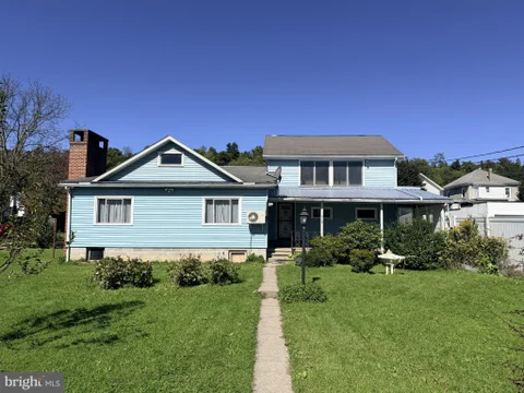 MLS: PAMF2053560