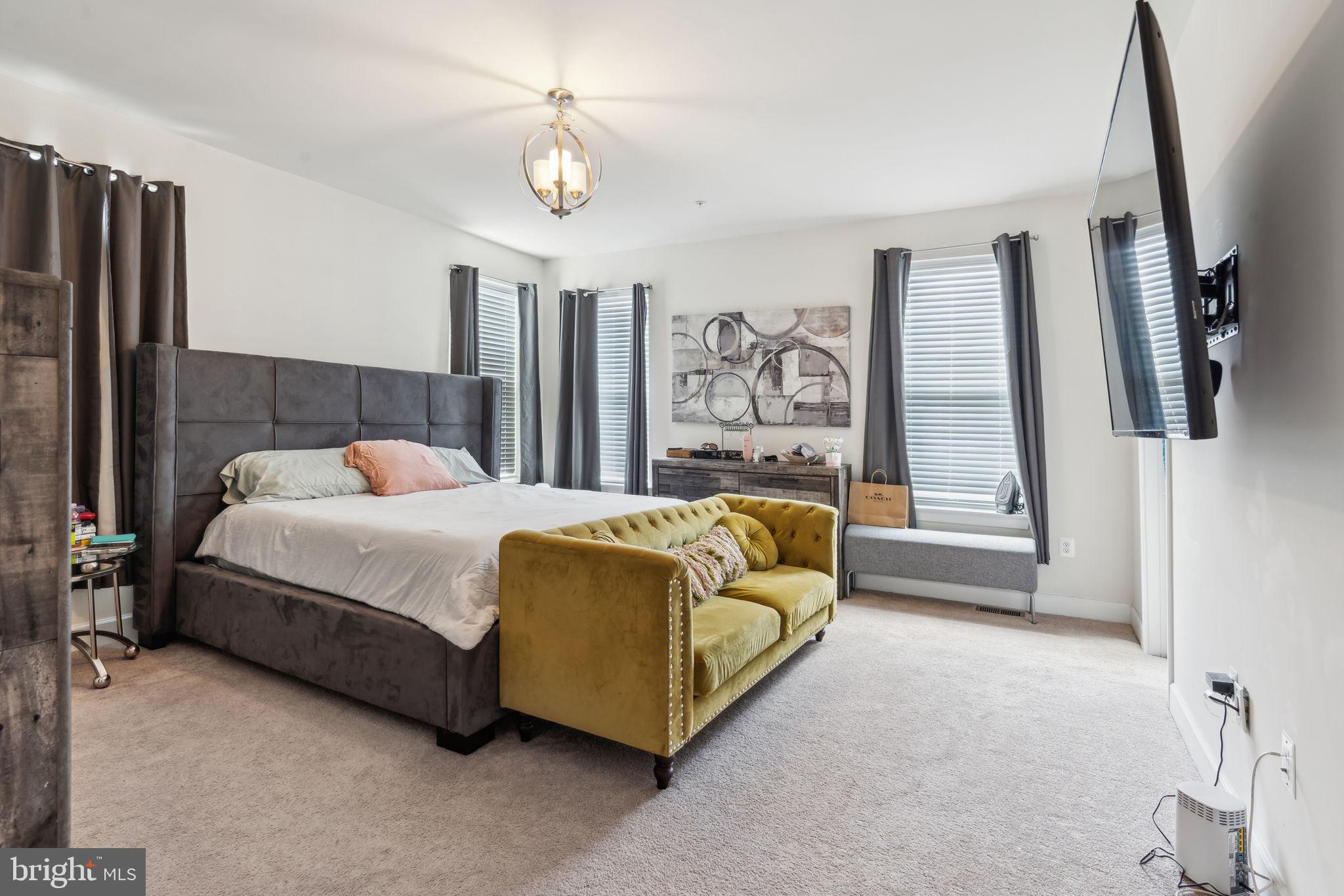 THE VILLAGE AT ARUNDEL MILLS - Residential