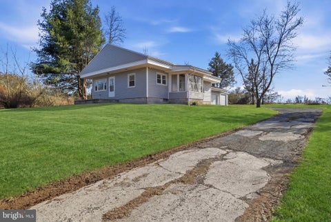 Photo of 1751 Baltimore Pike, GETTYSBURG, PA 17325 (MLS # PAAD2022588)