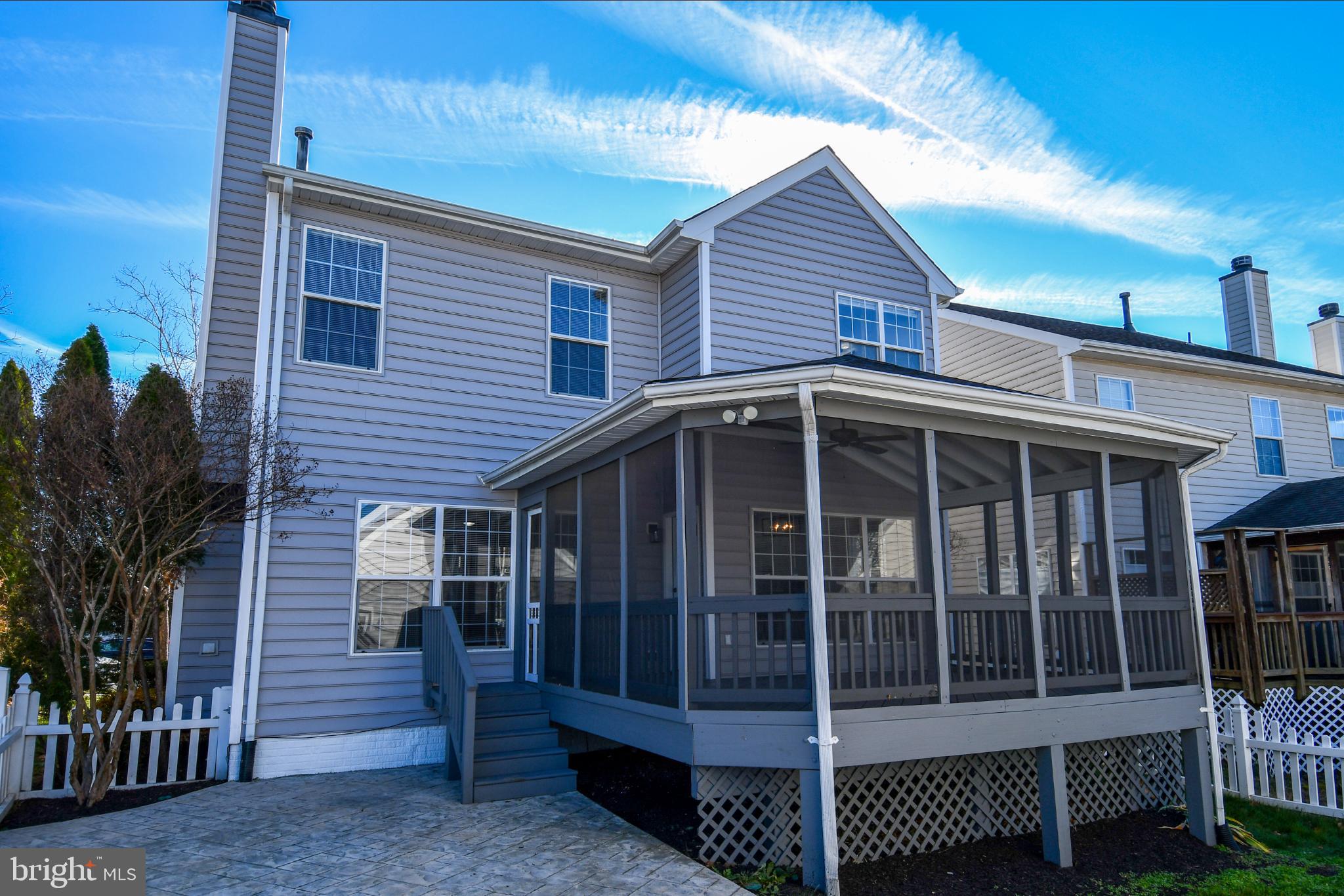 SOUTH RIDING - Residential