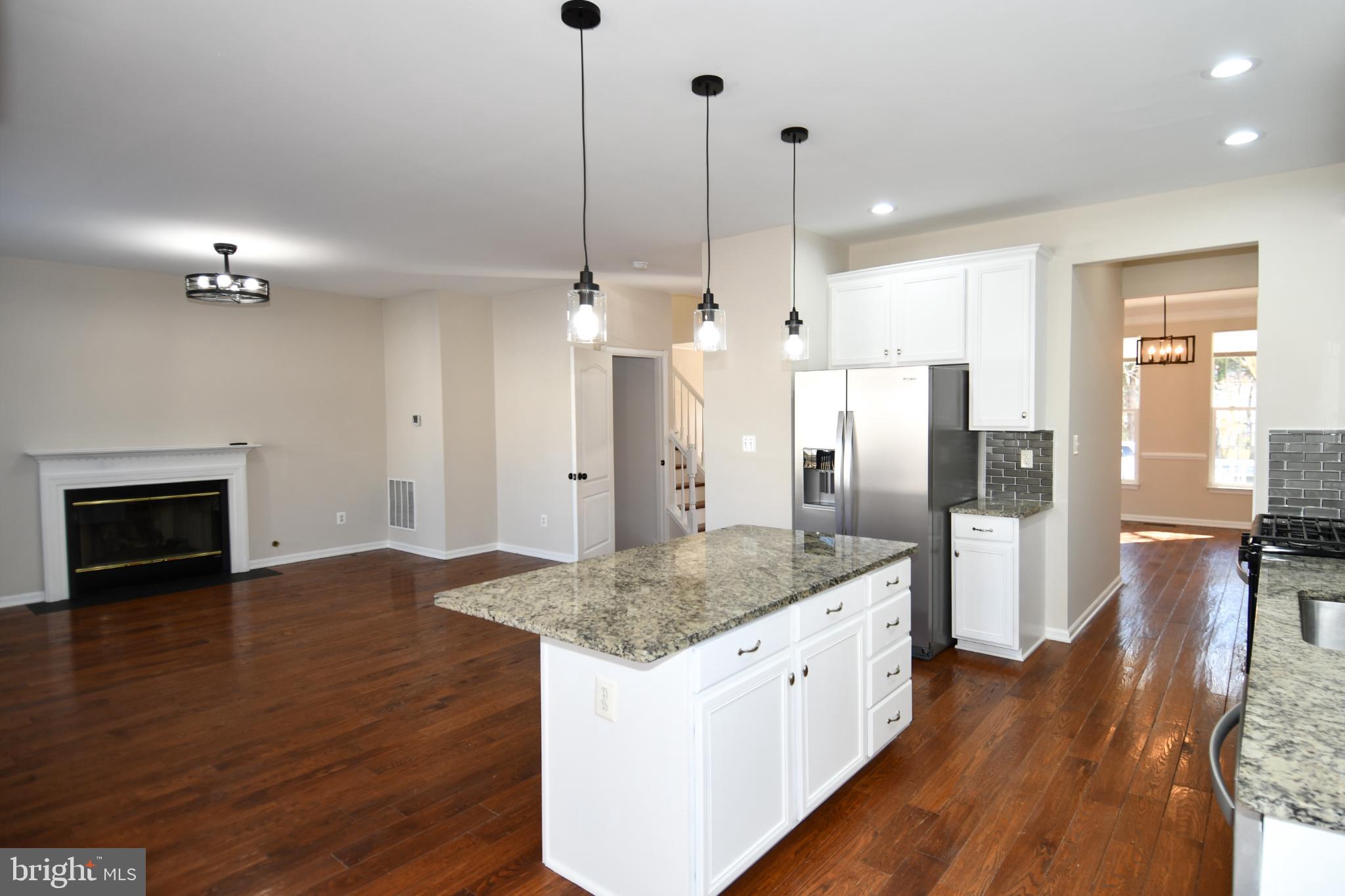 SOUTH RIDING - Residential