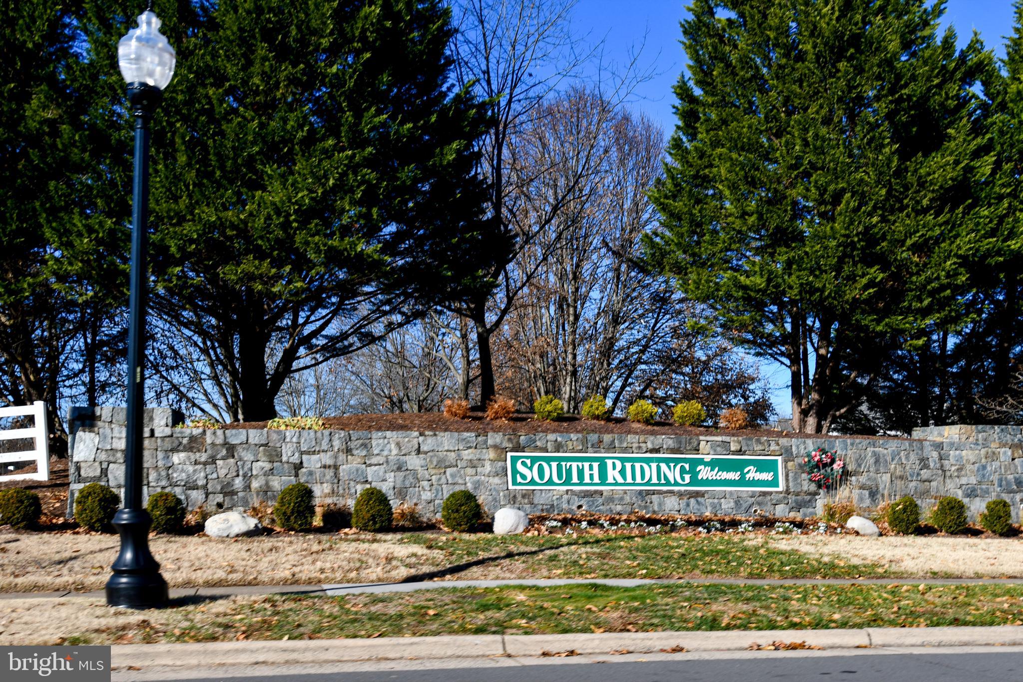 SOUTH RIDING - Residential