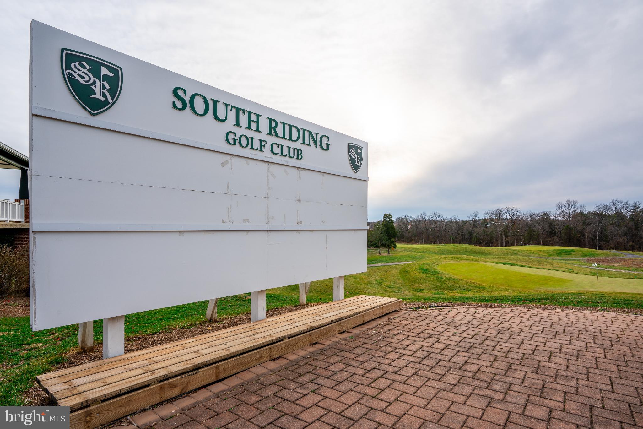 SOUTH RIDING - Residential