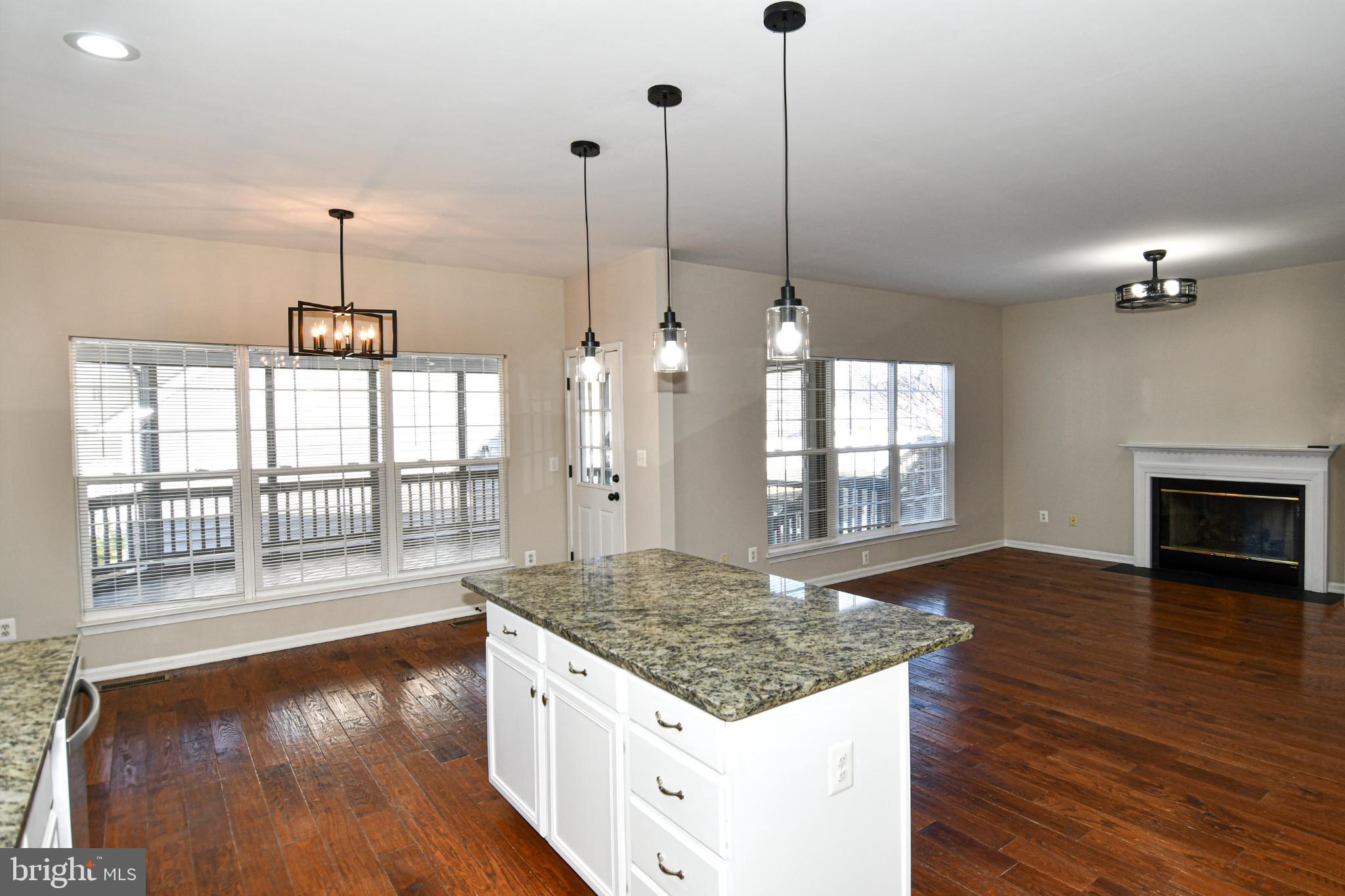 SOUTH RIDING - Residential