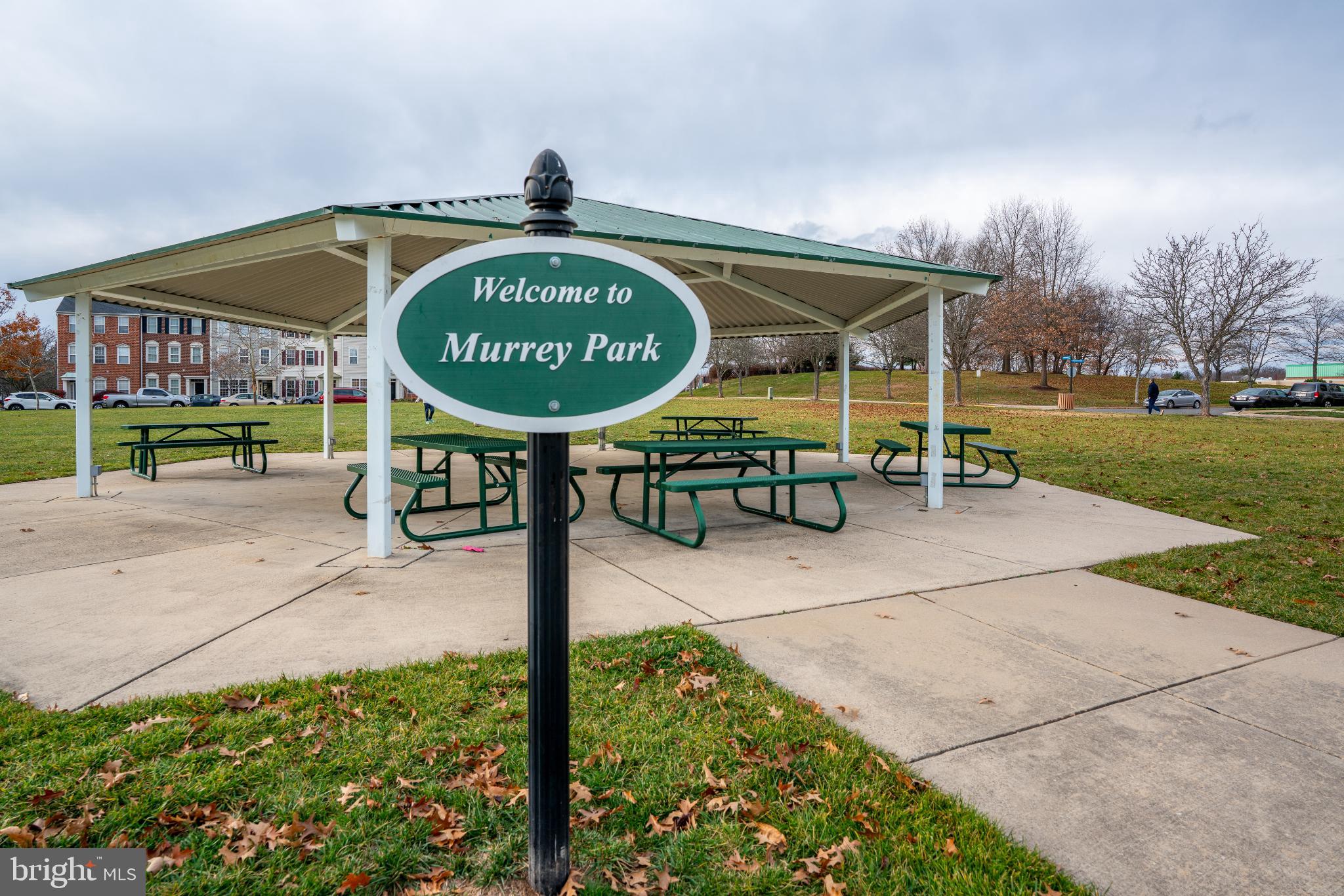 SOUTH RIDING - Residential