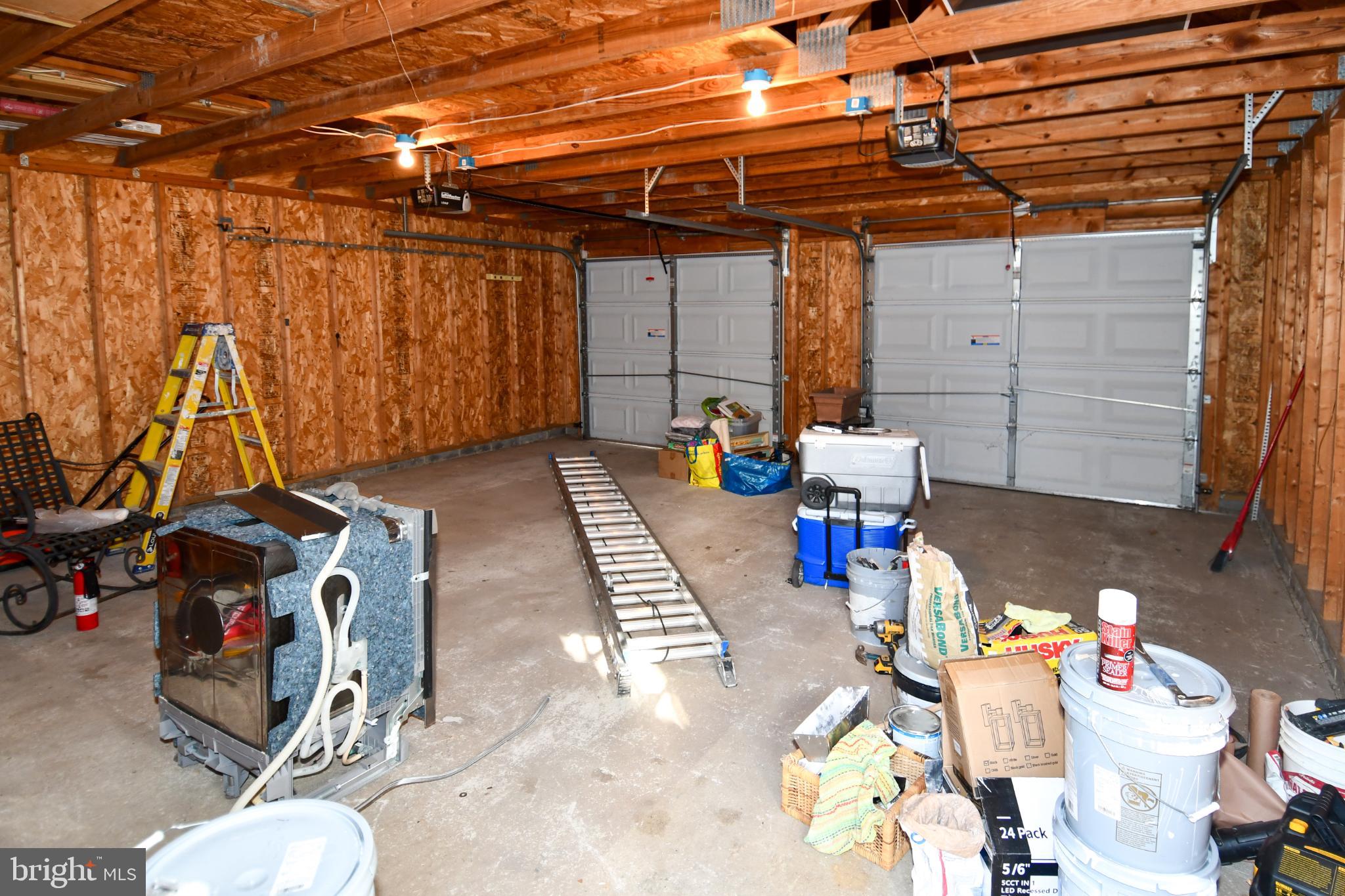 SOUTH RIDING - Residential