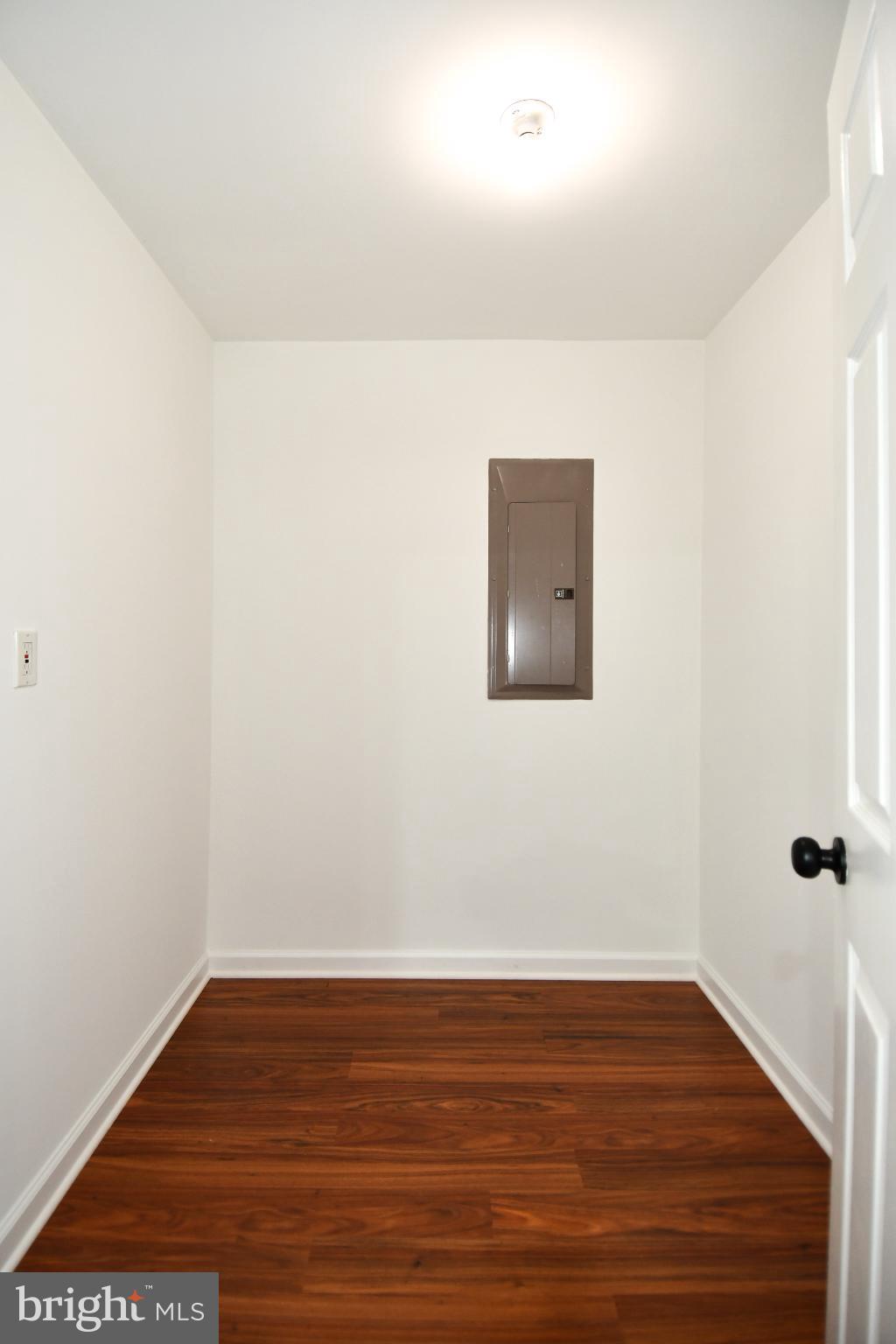 SOUTH RIDING - Residential