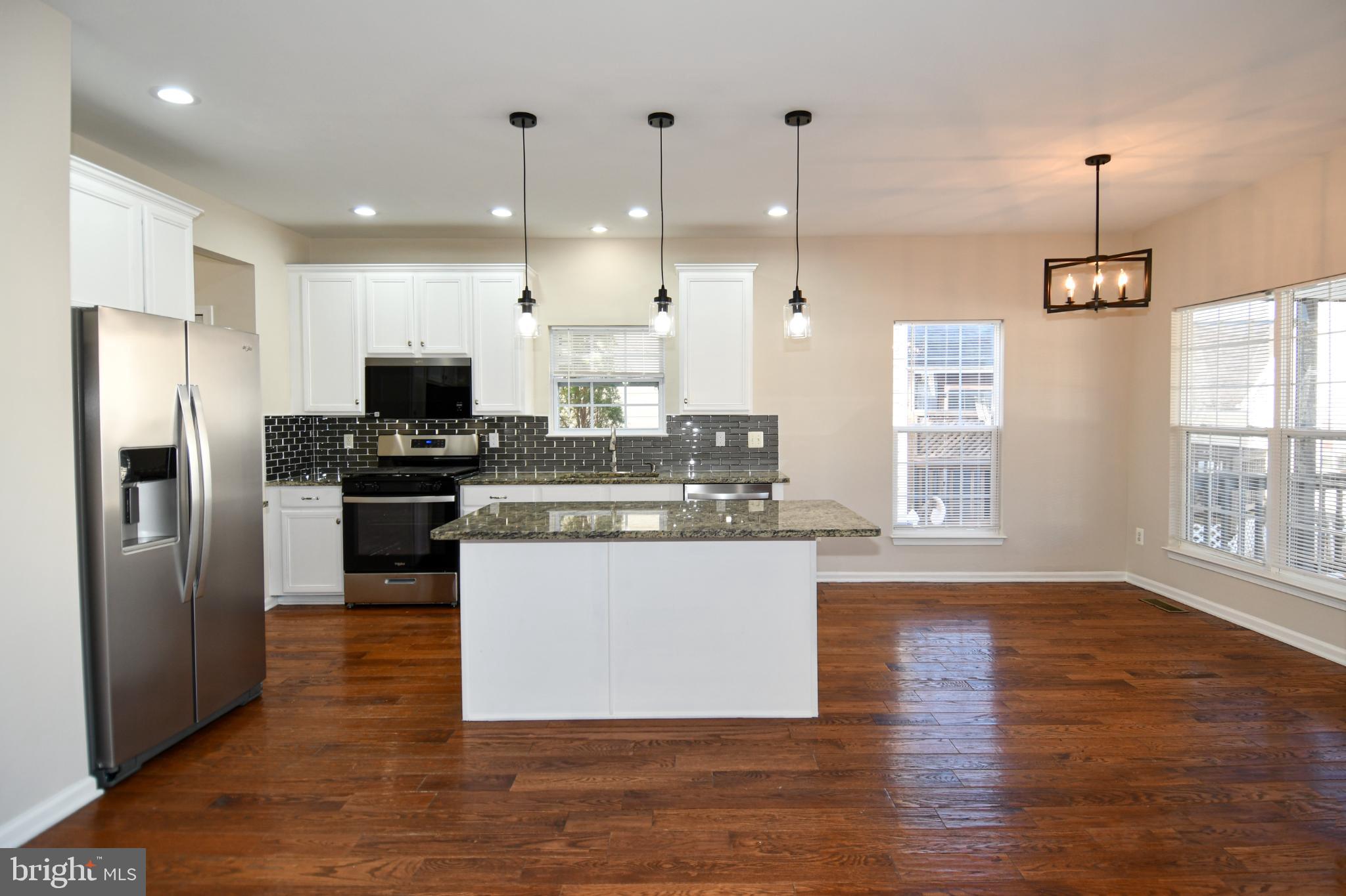 SOUTH RIDING - Residential