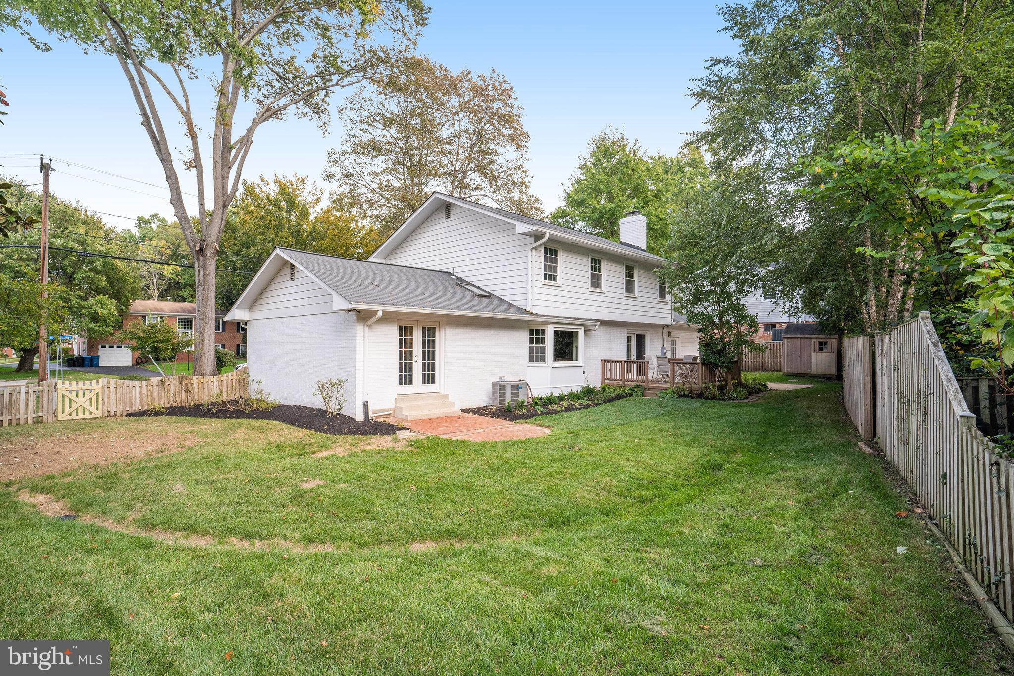 MANTUA - Residential