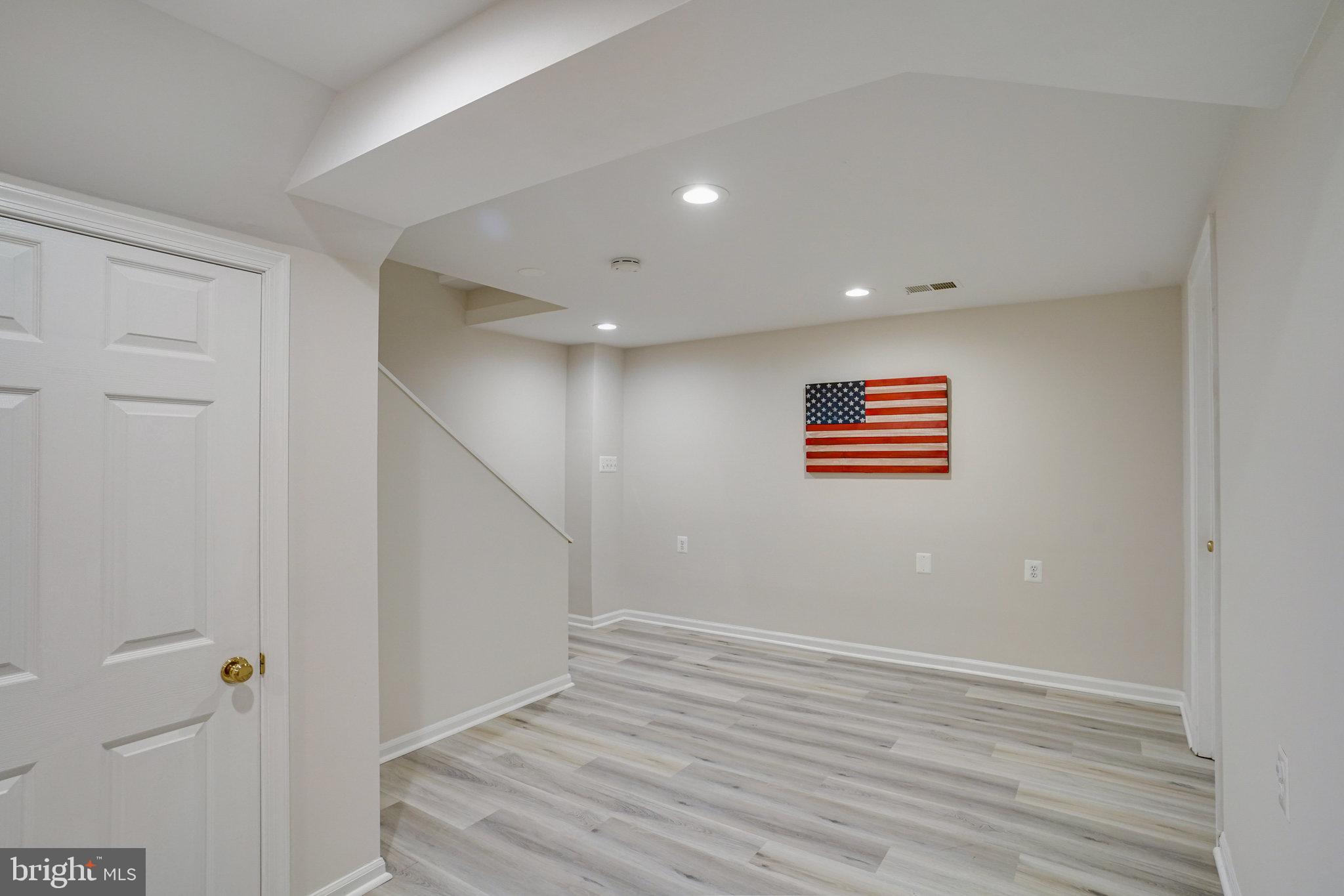 MANTUA - Residential