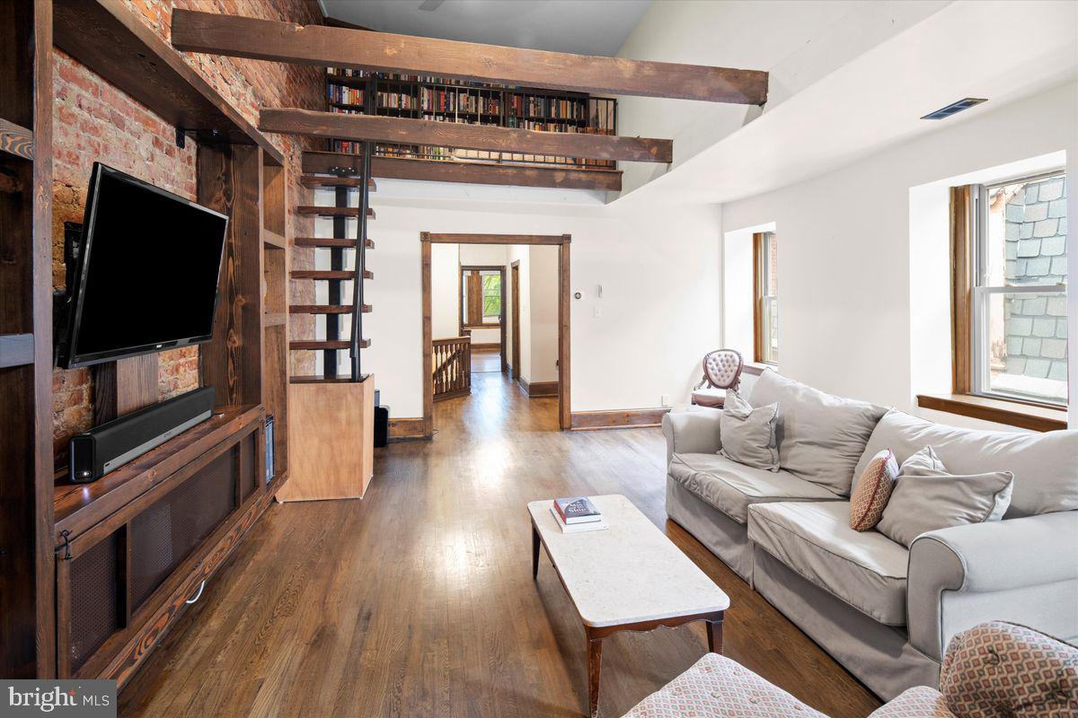 CEDAR PARK - Residential