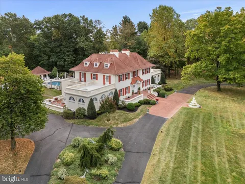 2185 S Easton Road, Doylestown, PA 18901 - #: PABU2089762