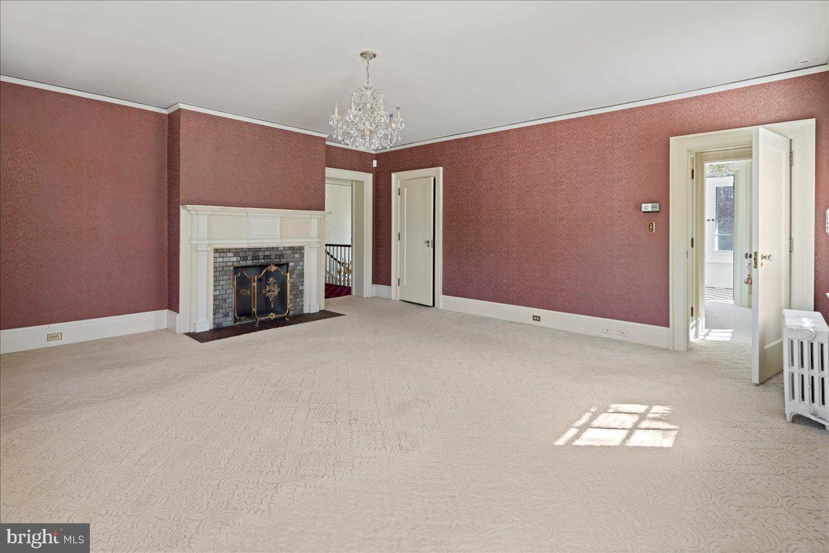 TOWER HILL - Residential