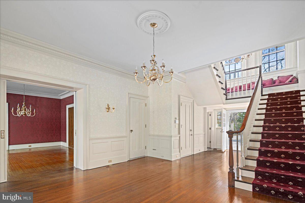 TOWER HILL - Residential