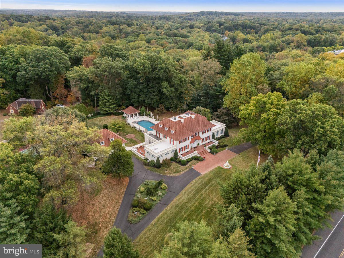 TOWER HILL - Residential