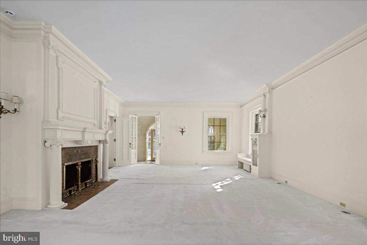 TOWER HILL - Residential