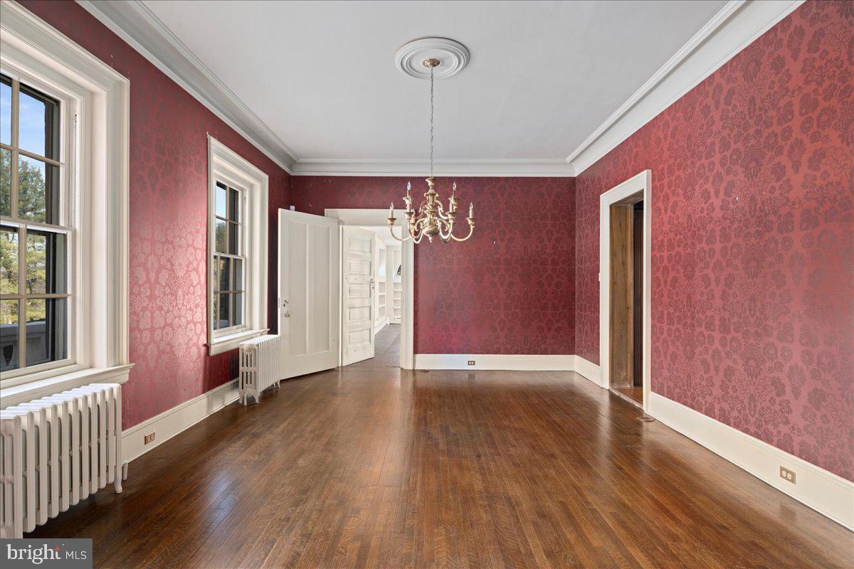 TOWER HILL - Residential