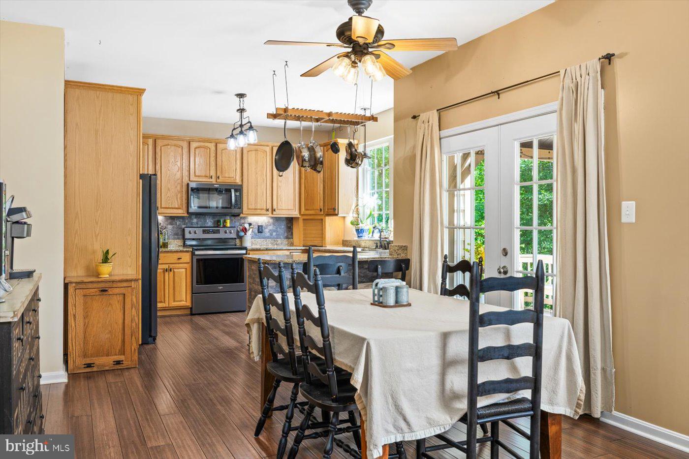 COURTHOUSE CROSSINGS - Residential