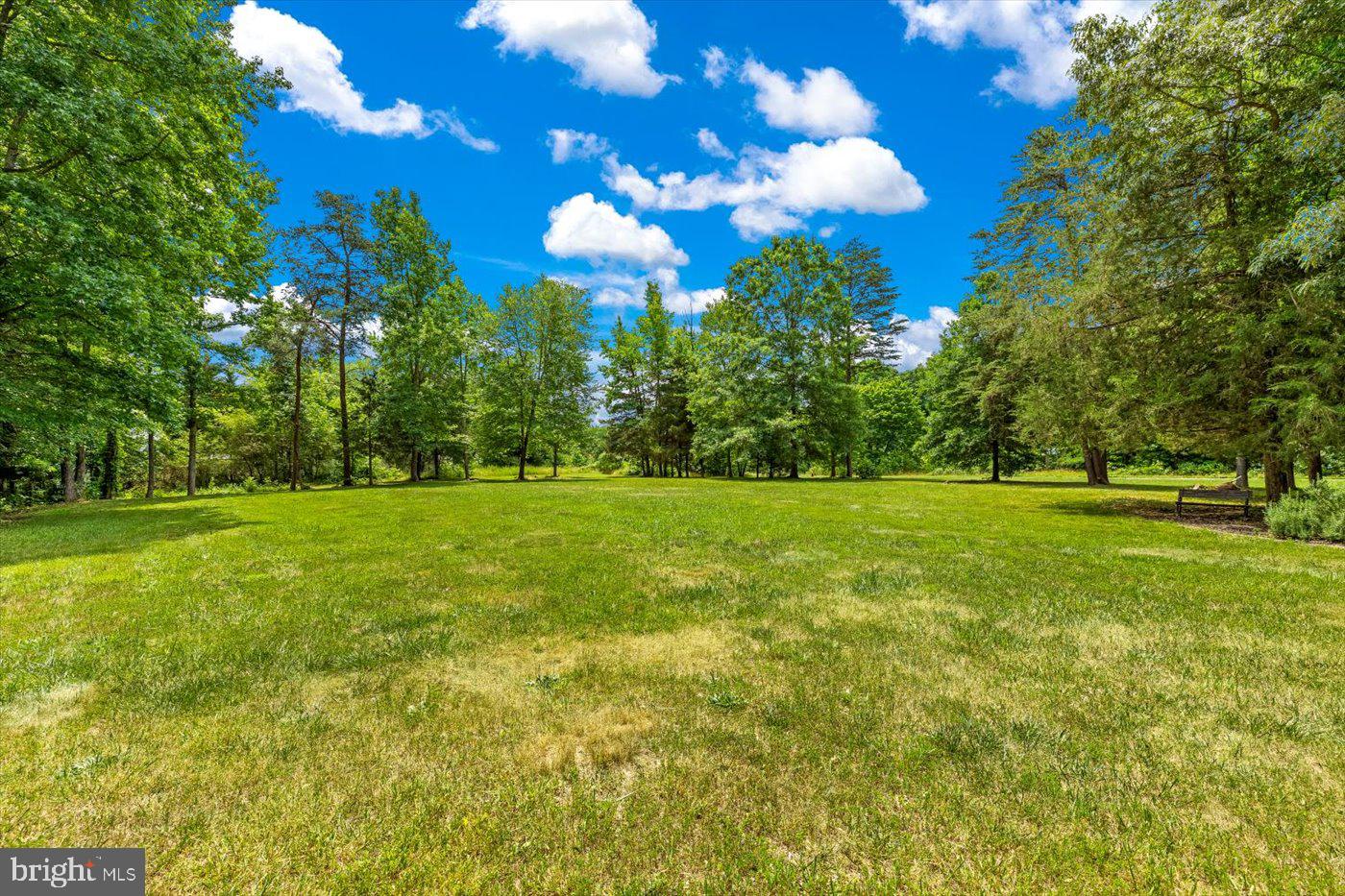 COURTHOUSE CROSSINGS - Residential