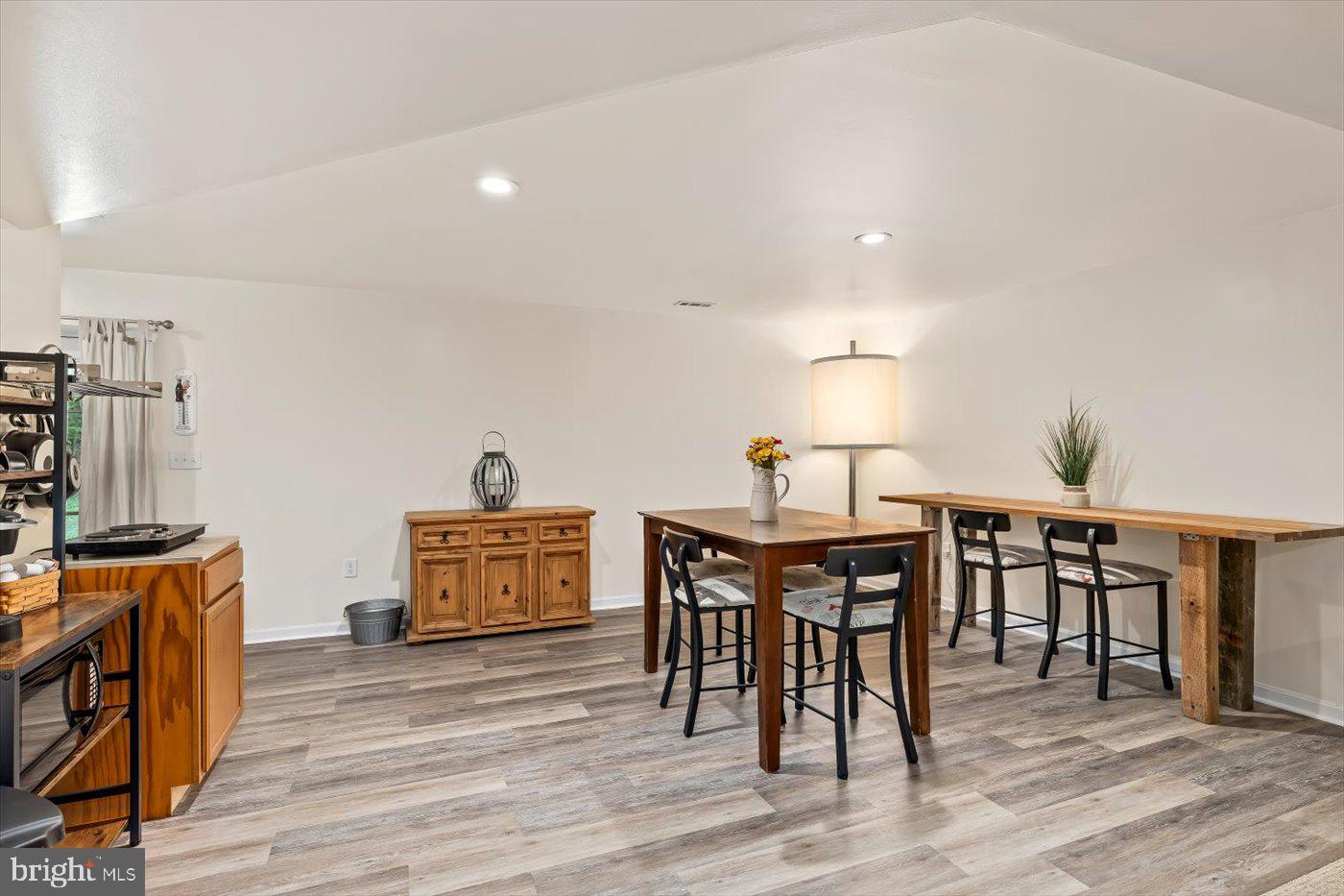 COURTHOUSE CROSSINGS - Residential