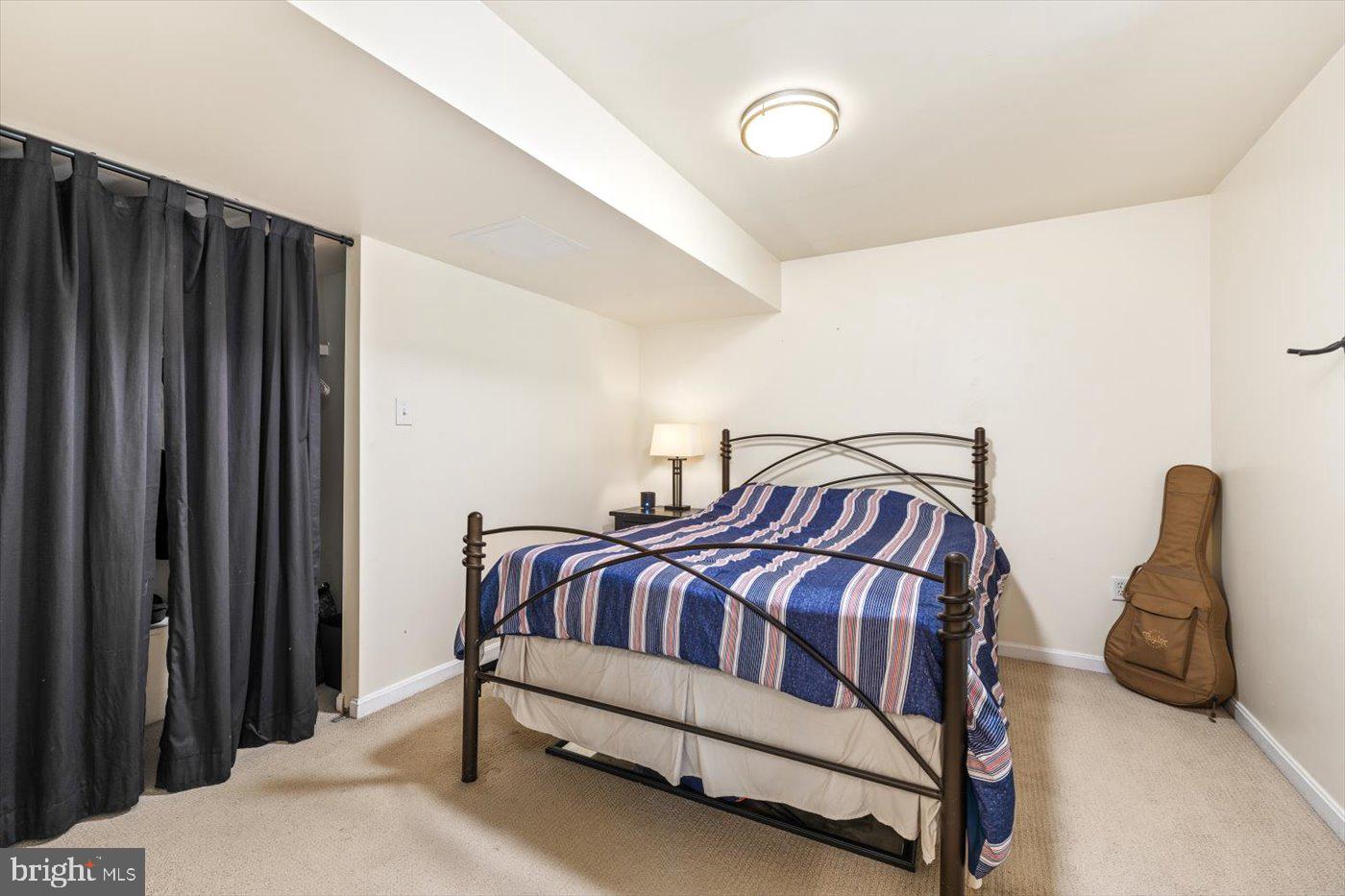 COURTHOUSE CROSSINGS - Residential