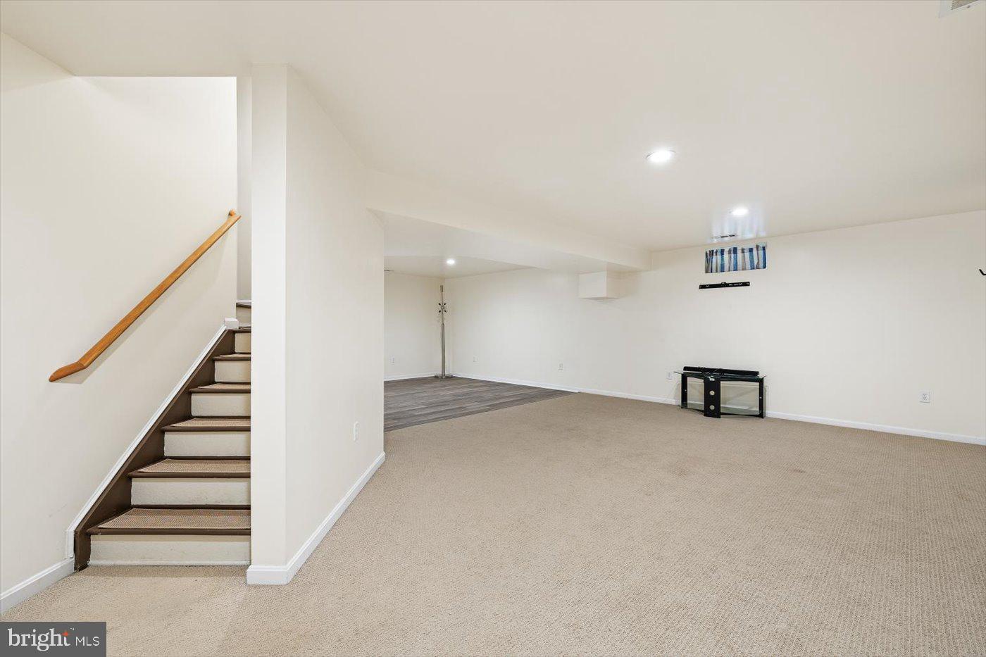 COURTHOUSE CROSSINGS - Residential