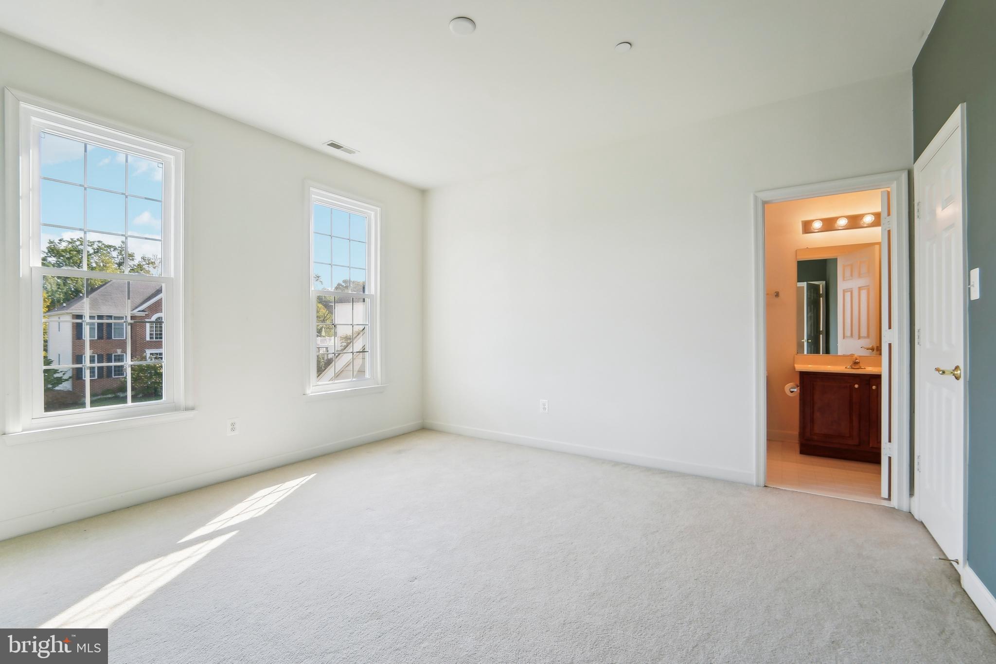 STERLING GLEN - Residential