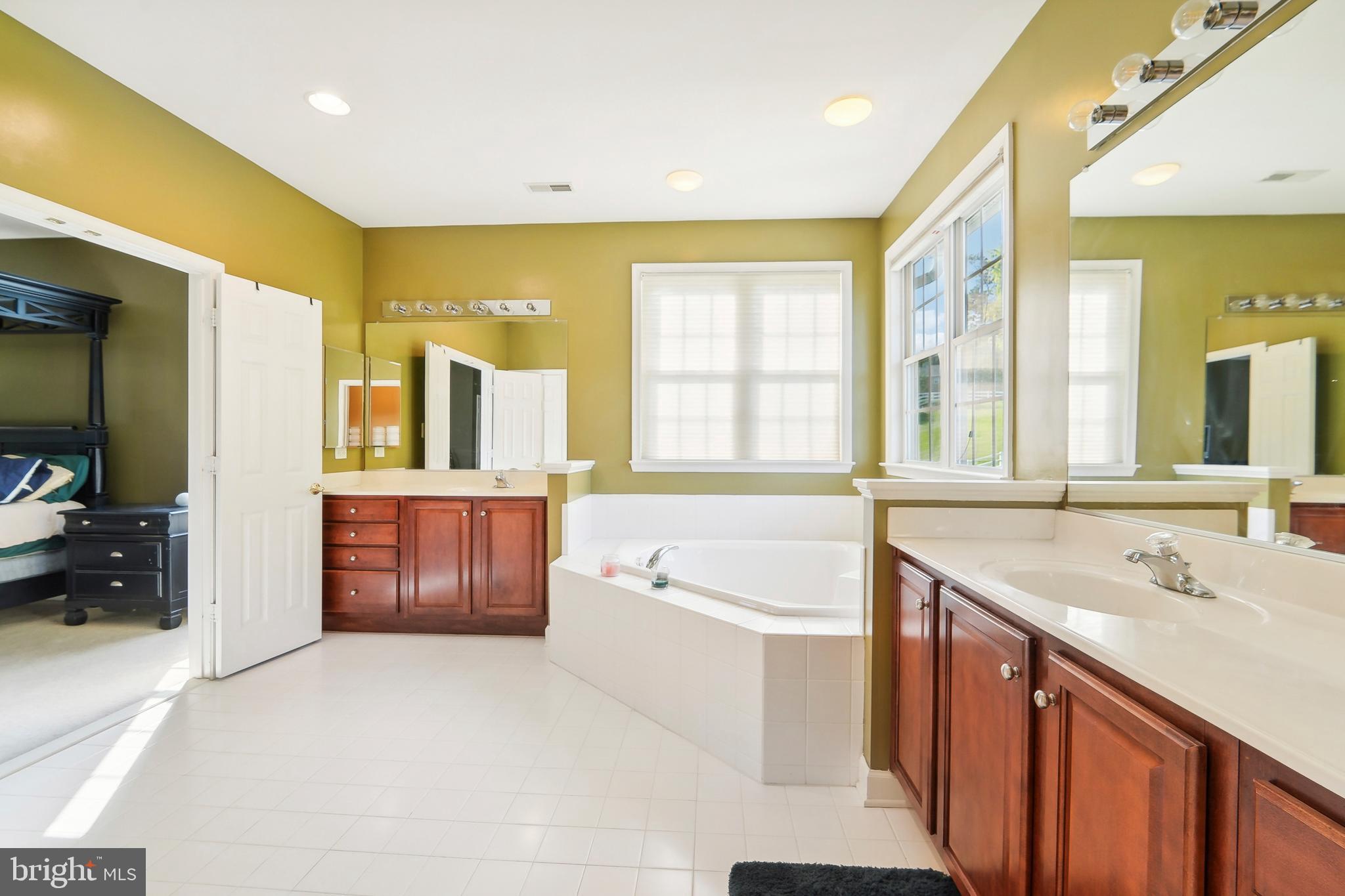 STERLING GLEN - Residential