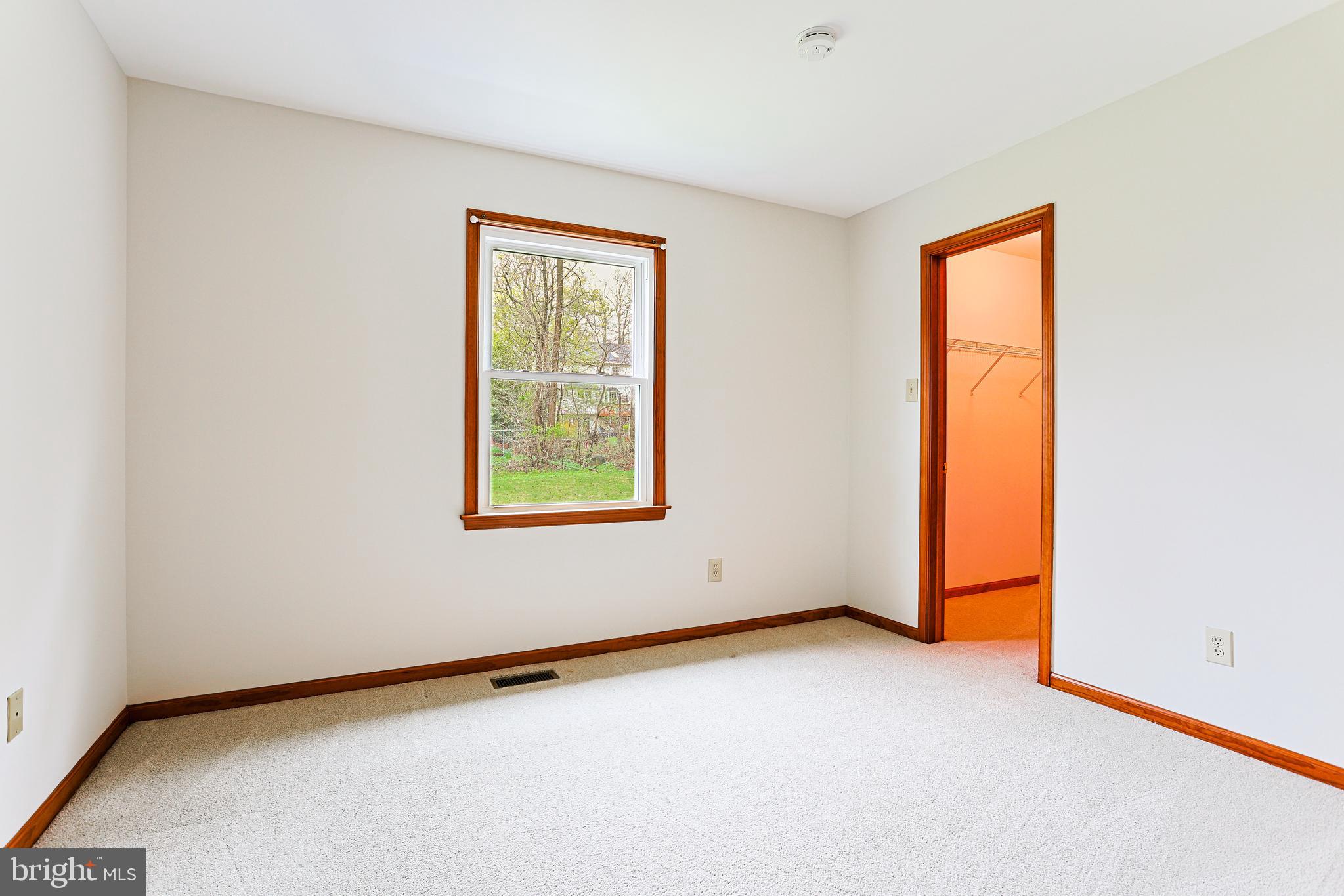 HUNTERS WOODS - Residential