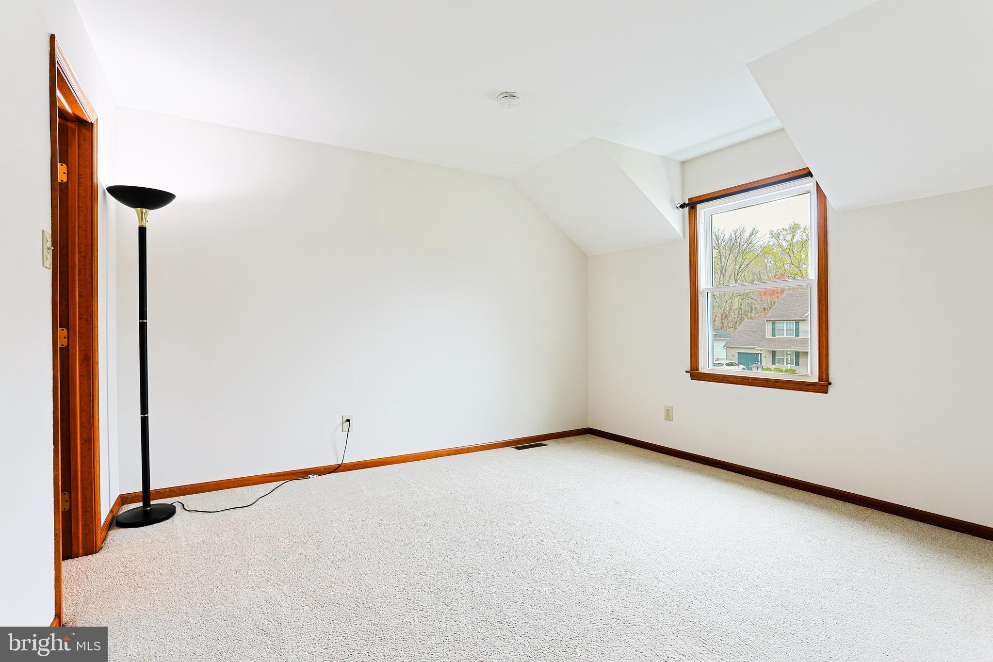 HUNTERS WOODS - Residential