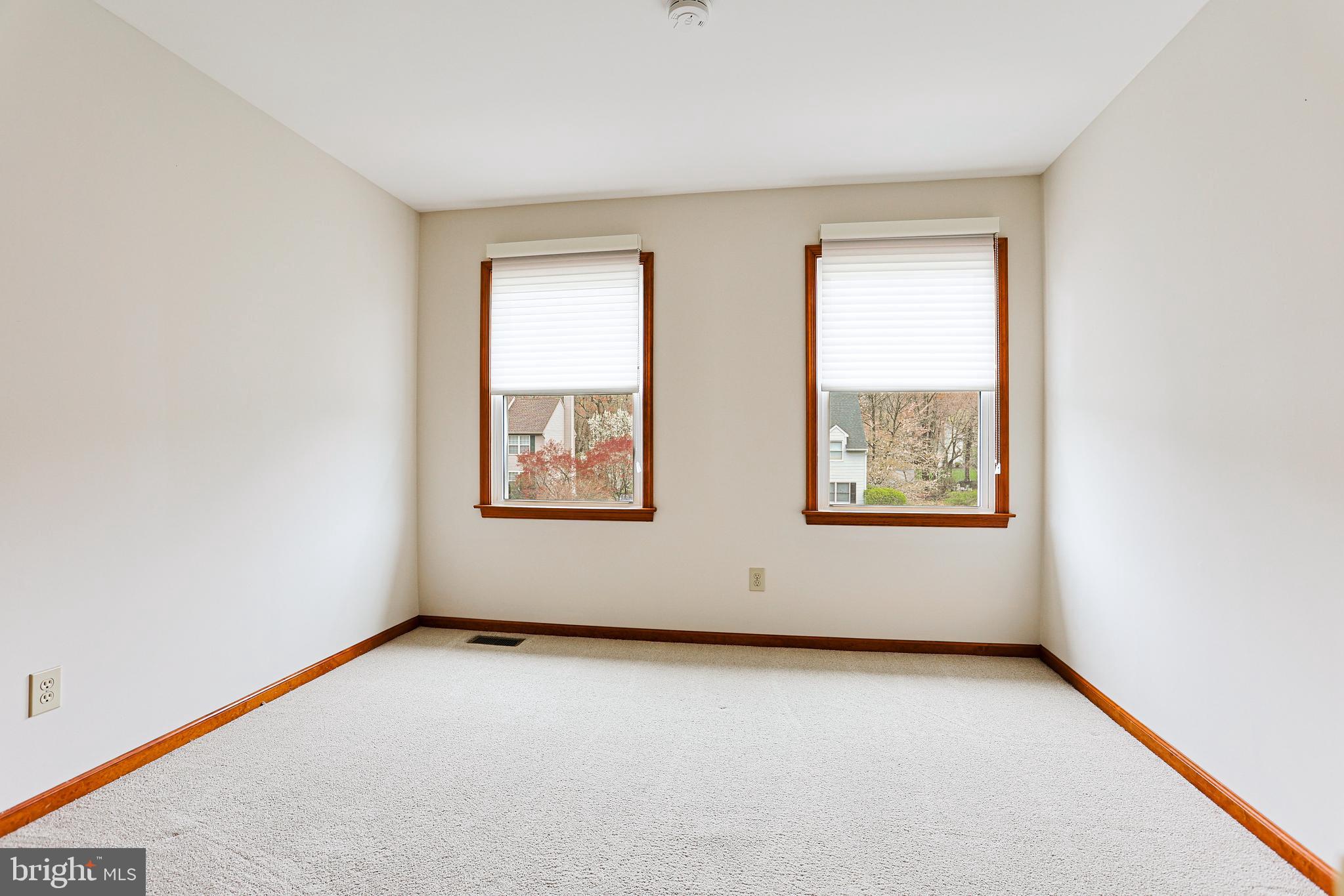 HUNTERS WOODS - Residential