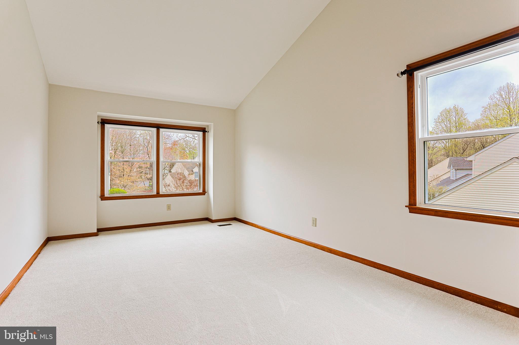 HUNTERS WOODS - Residential