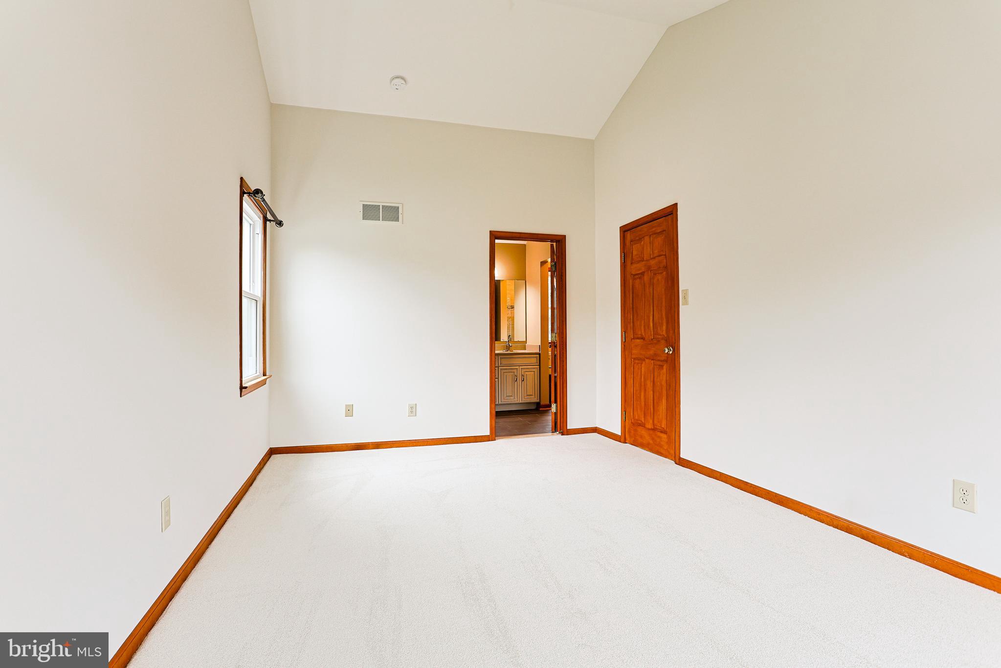 HUNTERS WOODS - Residential