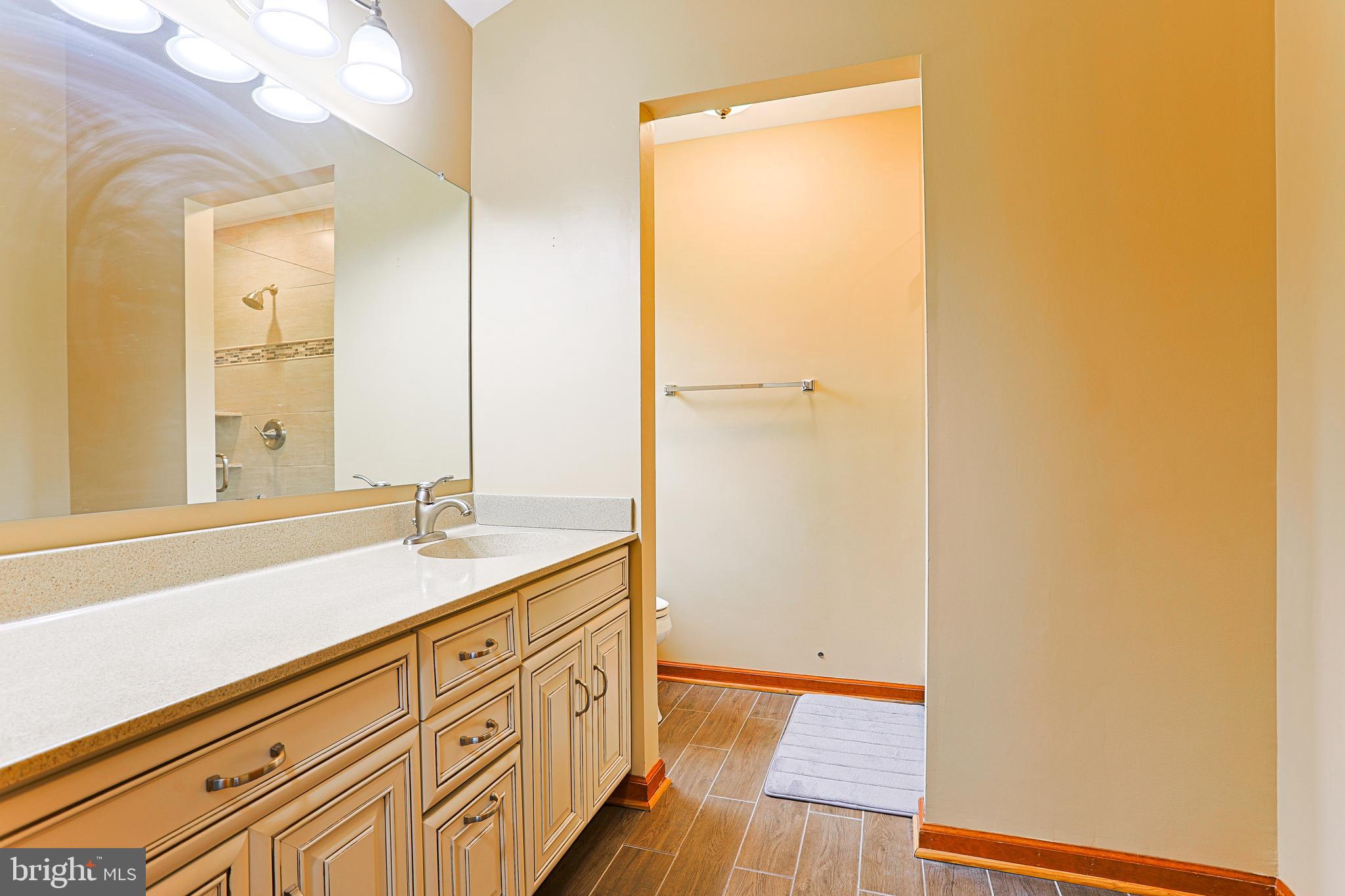 HUNTERS WOODS - Residential