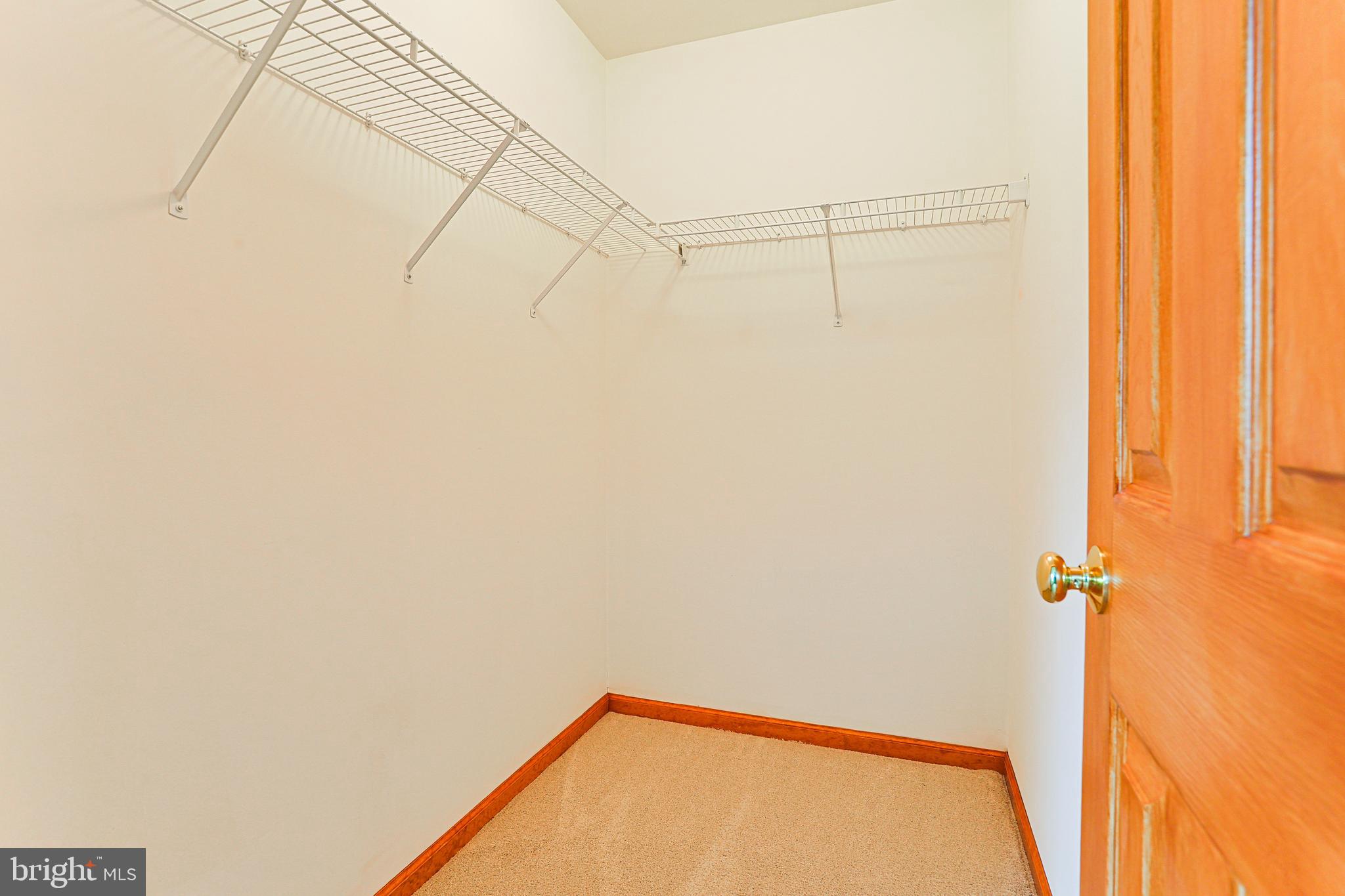 HUNTERS WOODS - Residential