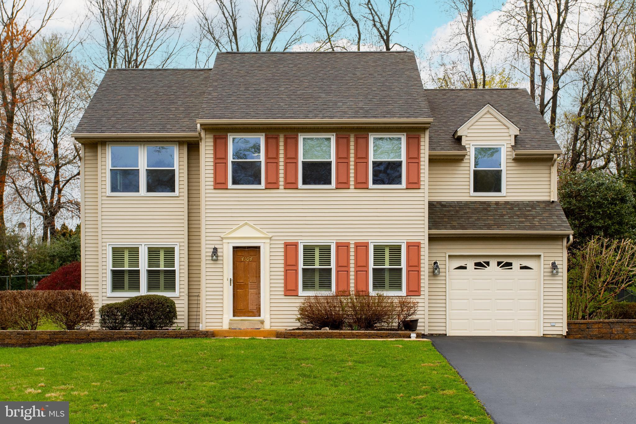 HUNTERS WOODS - Residential