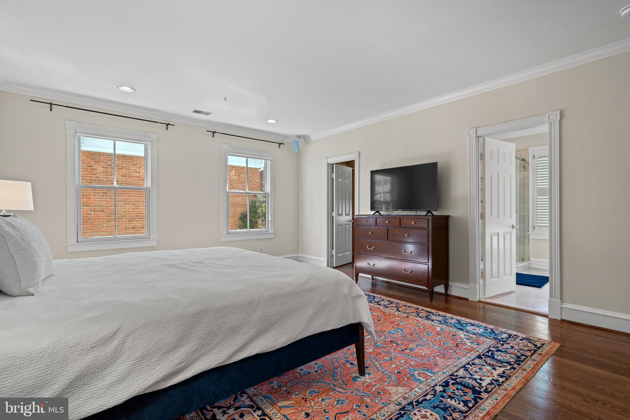 OLD TOWN - Residential Lease