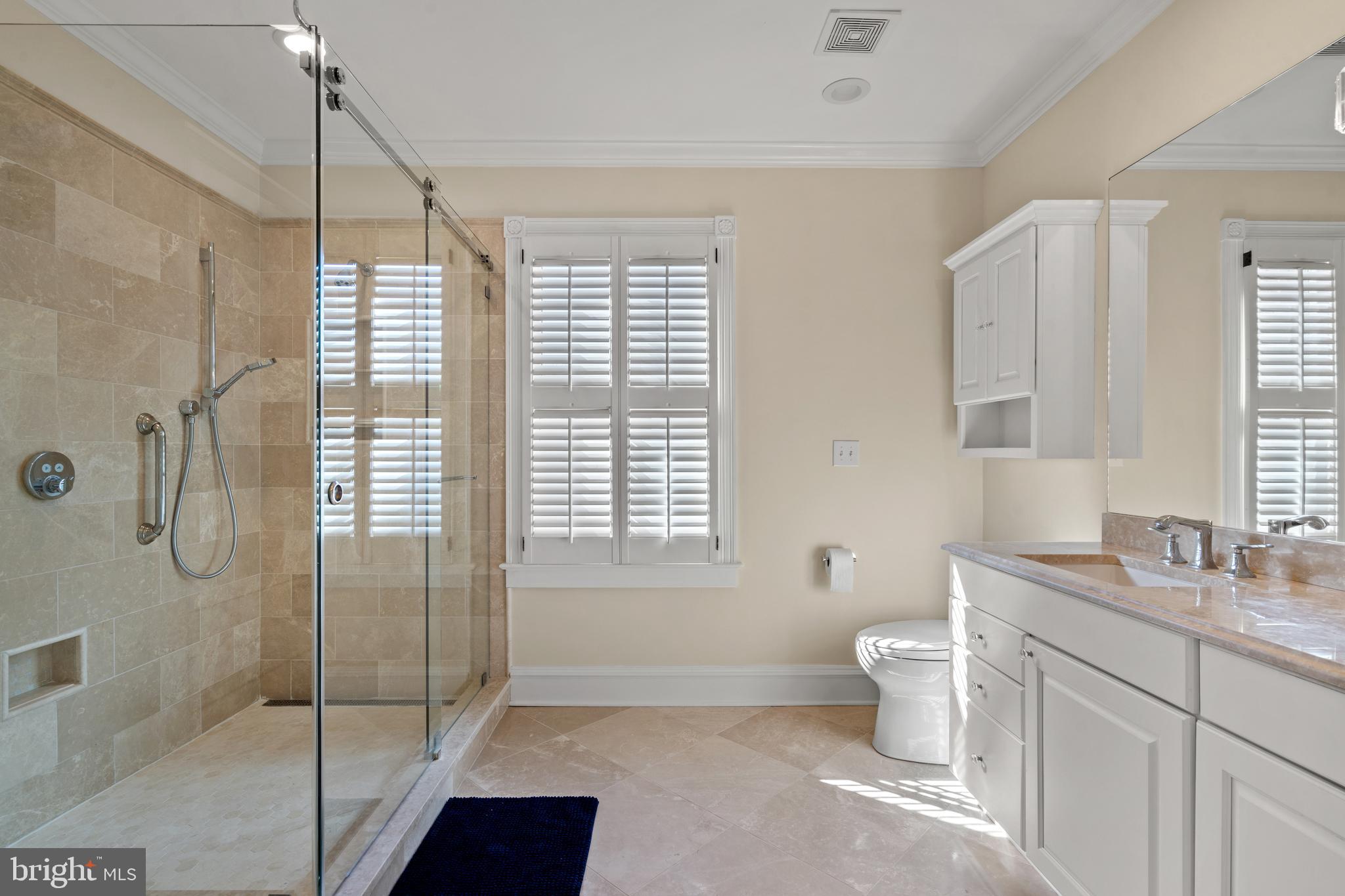 OLD TOWN - Residential Lease