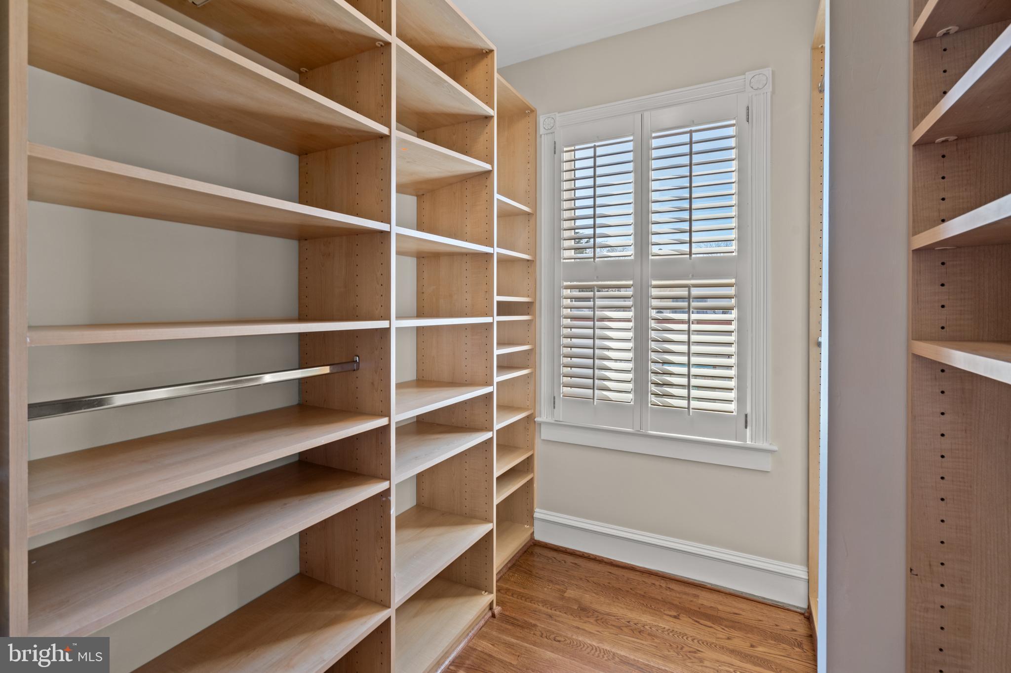 OLD TOWN - Residential Lease