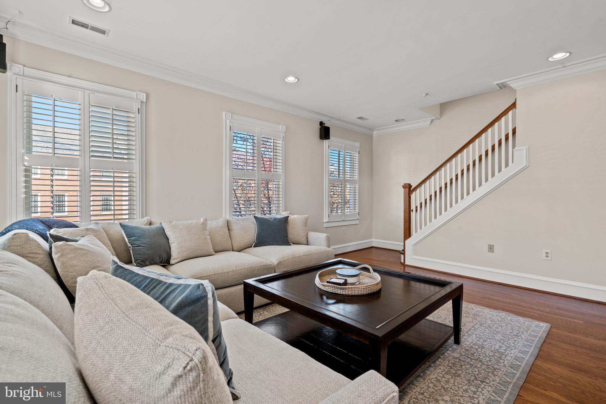 OLD TOWN - Residential Lease