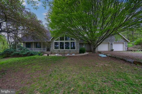 Photo of 180 Yoder Road, Bainbridge, PA 17502 (MLS # PALA2050228)