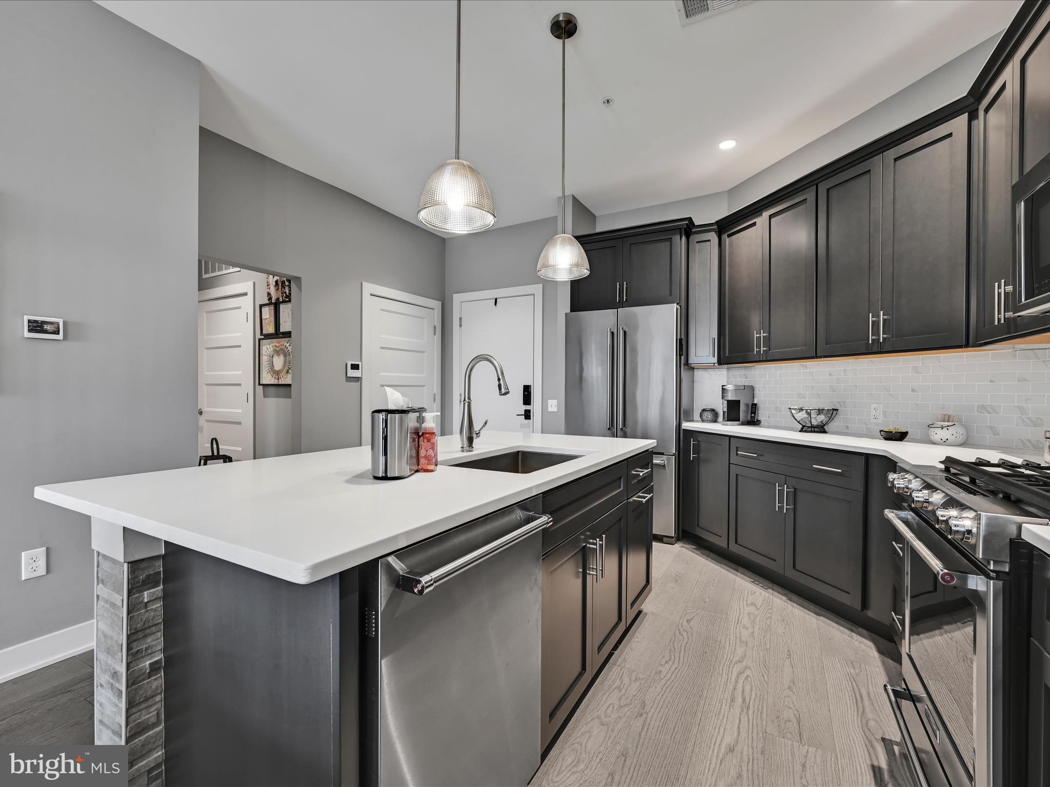 575 SOUTH CONDOS - Residential