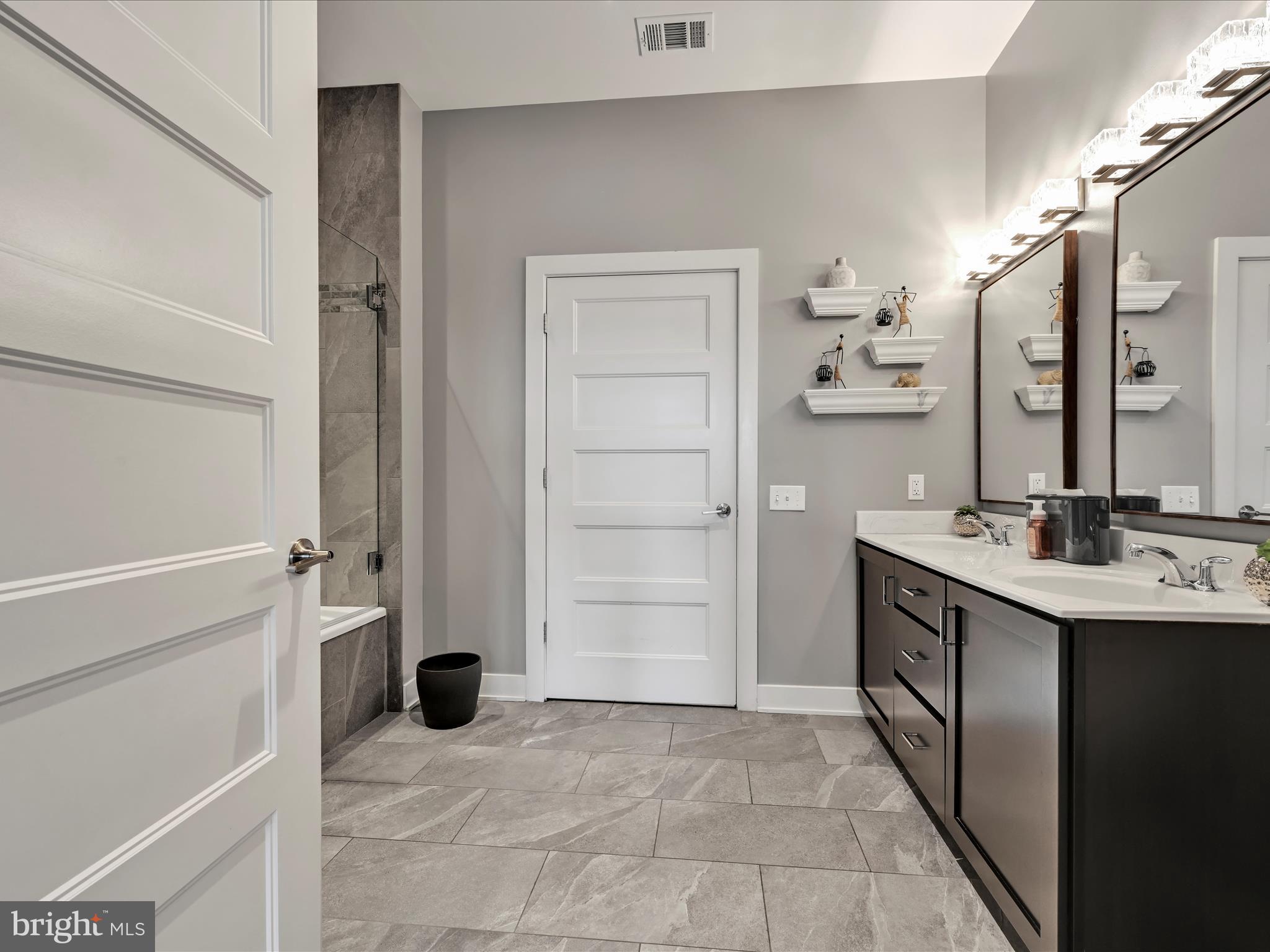 575 SOUTH CONDOS - Residential