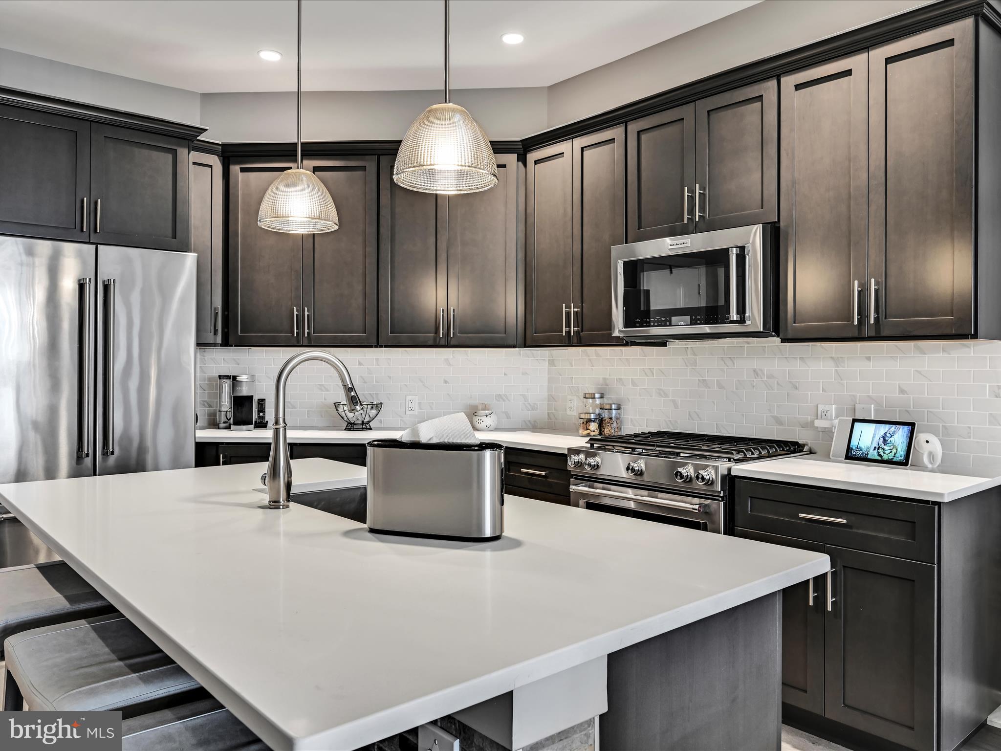 575 SOUTH CONDOS - Residential