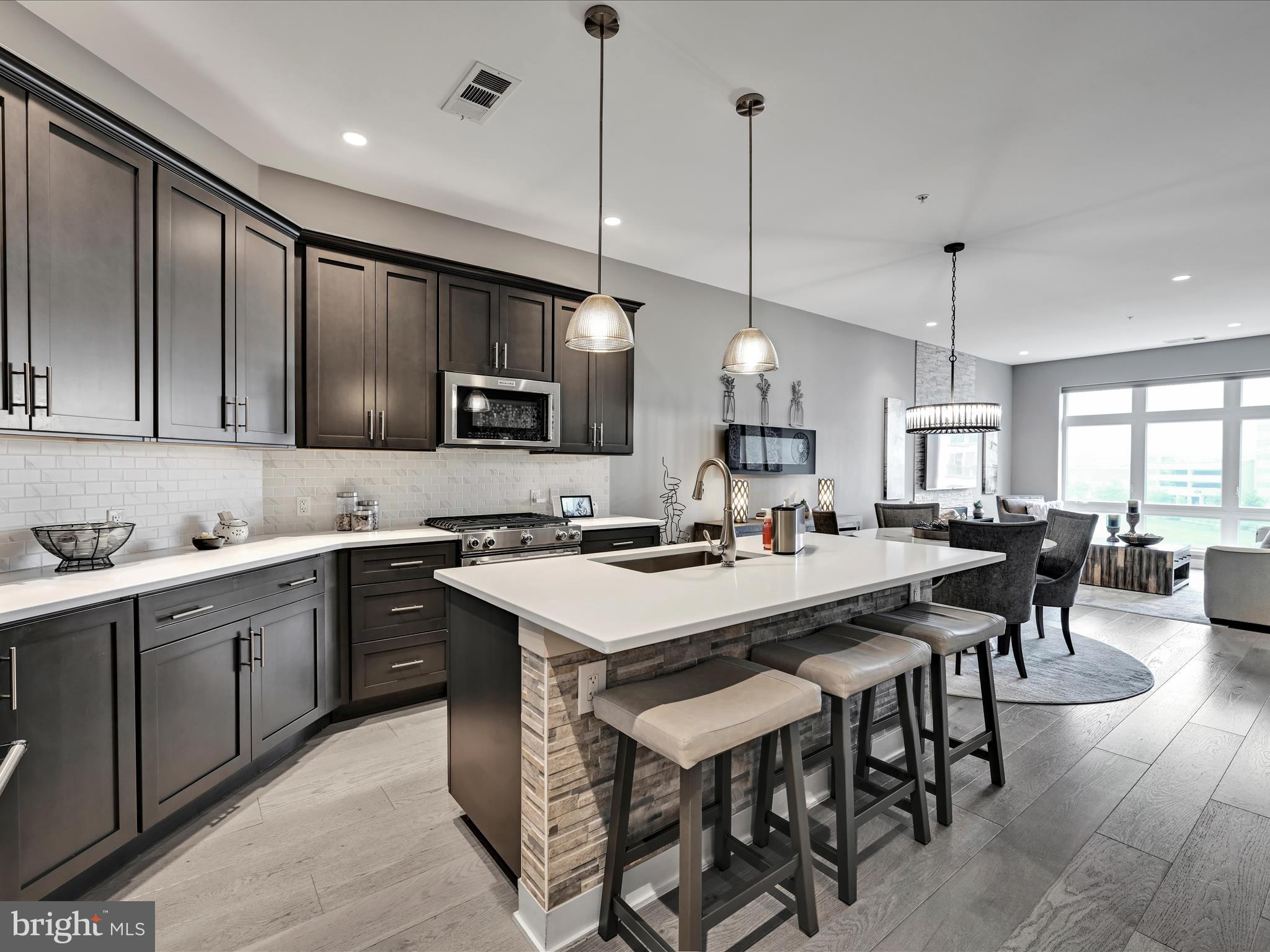 575 SOUTH CONDOS - Residential