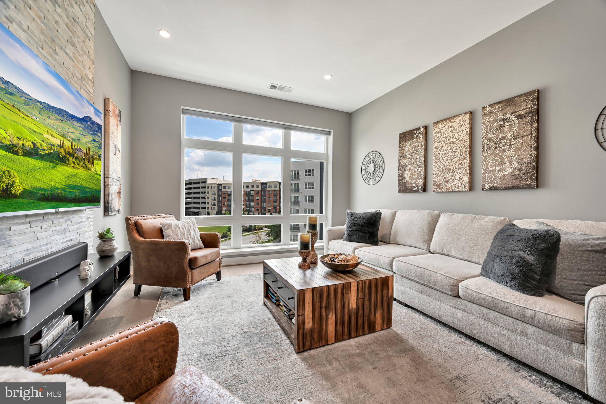 575 SOUTH CONDOS - Residential