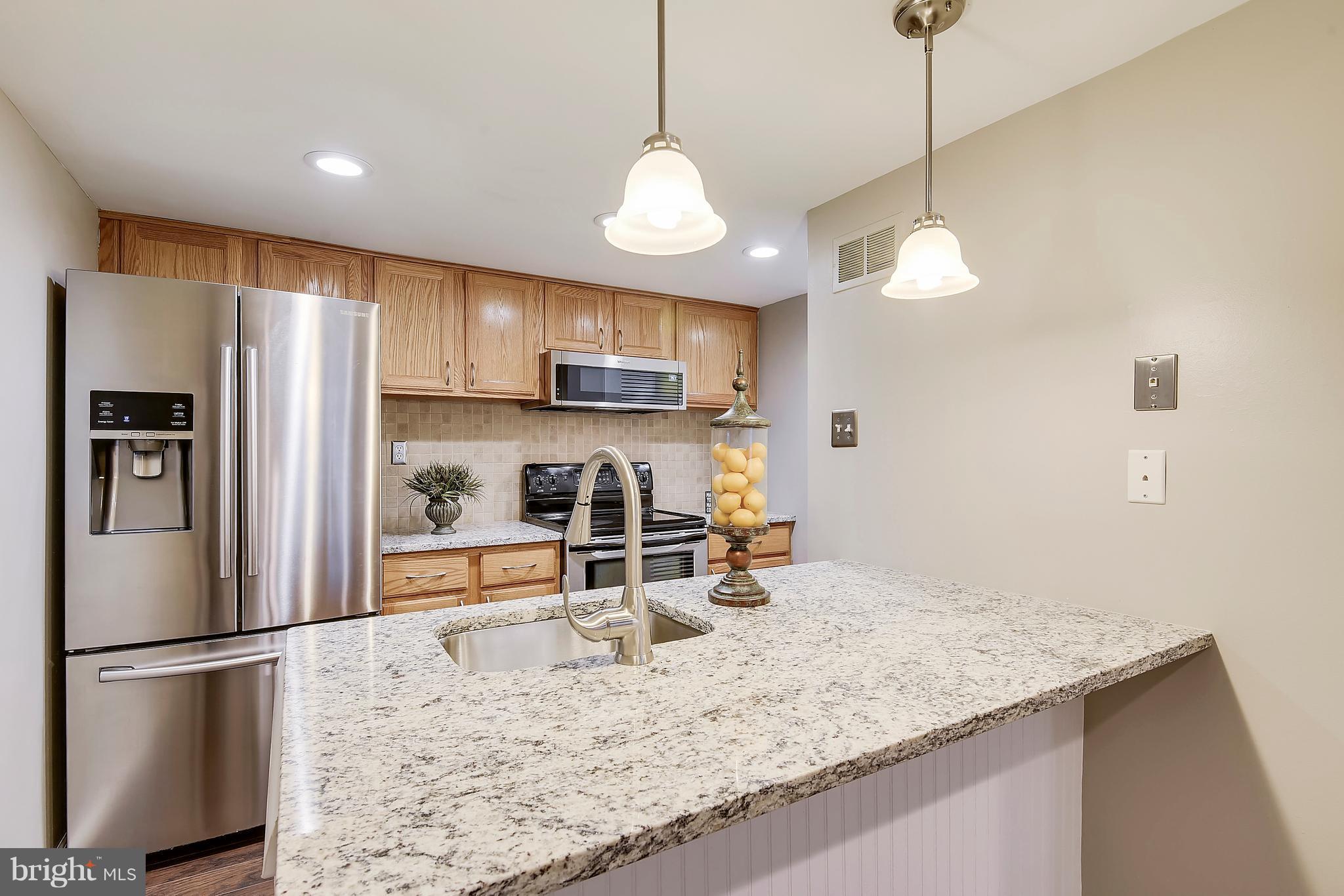 RESTON - Residential